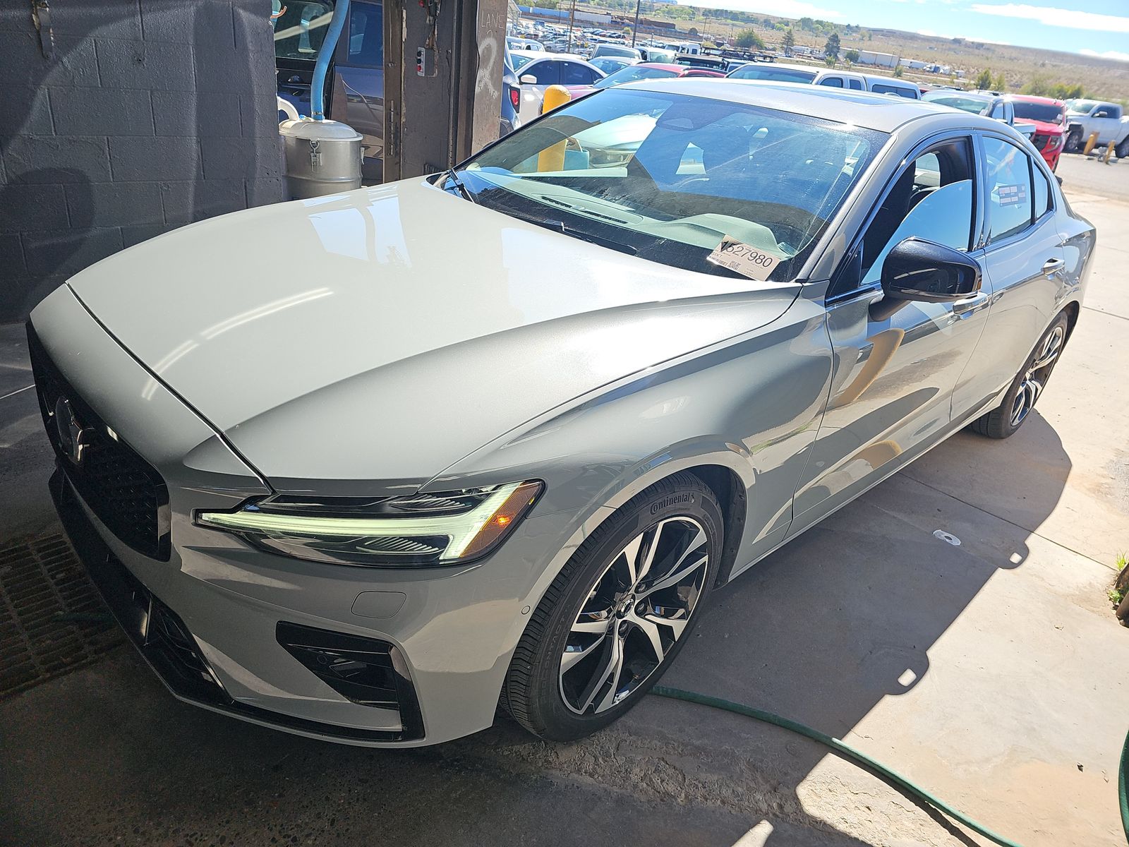 2025 Volvo S60 B5 Plus FWD