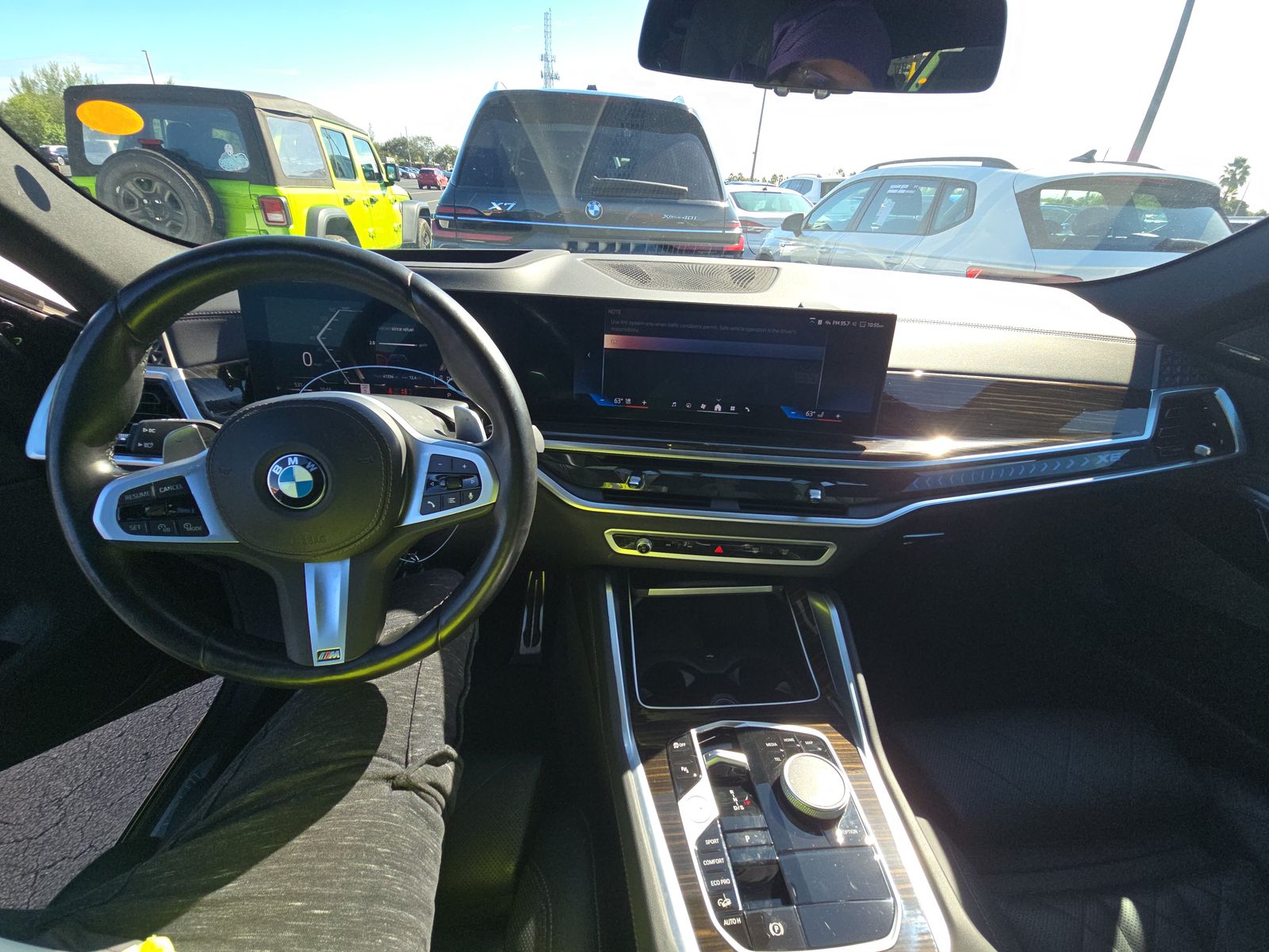 2024 BMW X6 xDrive40i AWD