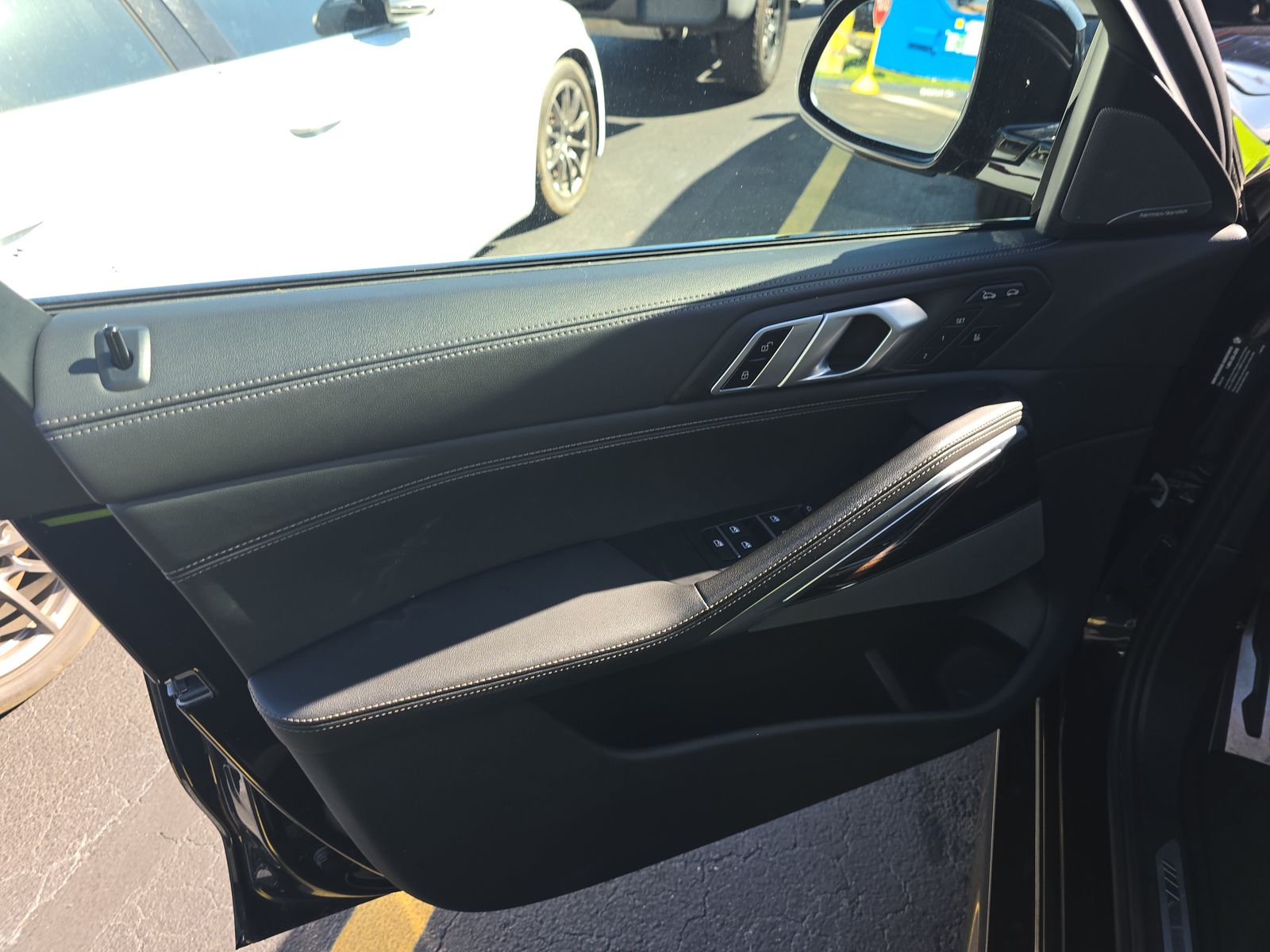 2024 BMW X6 xDrive40i AWD