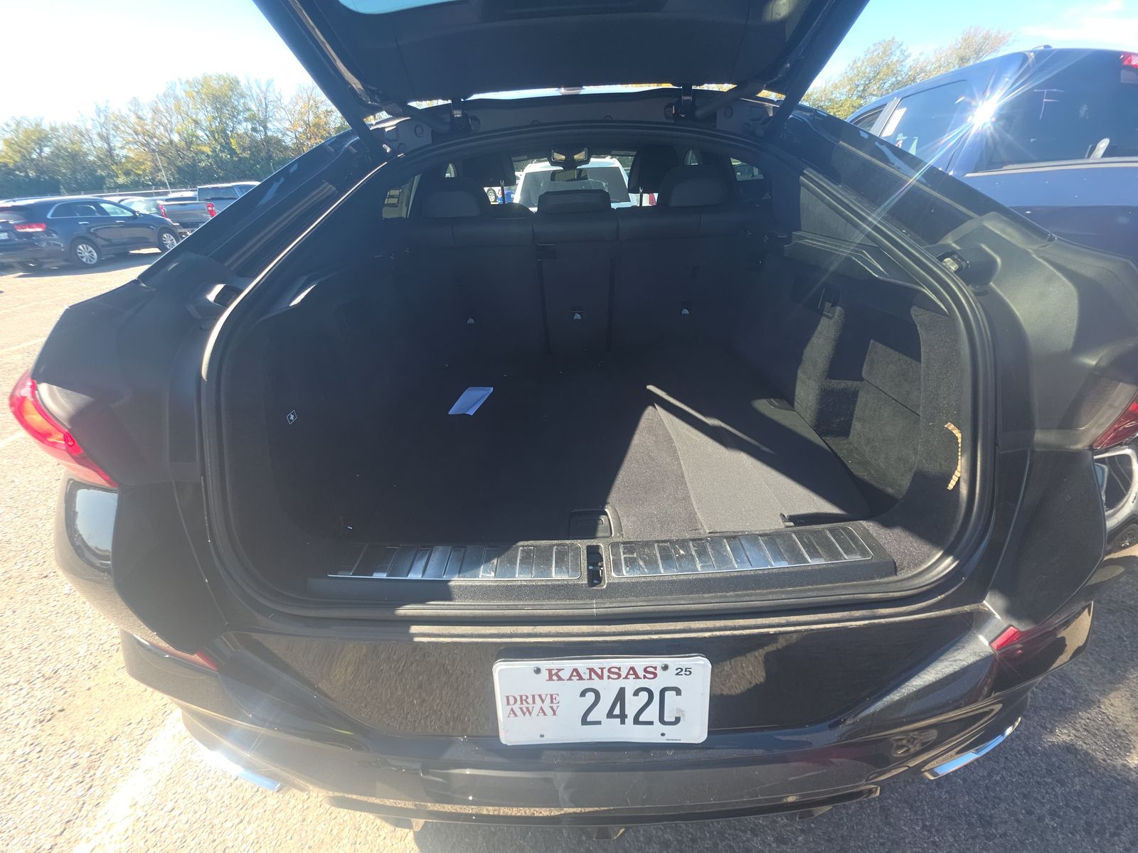 2025 BMW X6 xDrive40i AWD