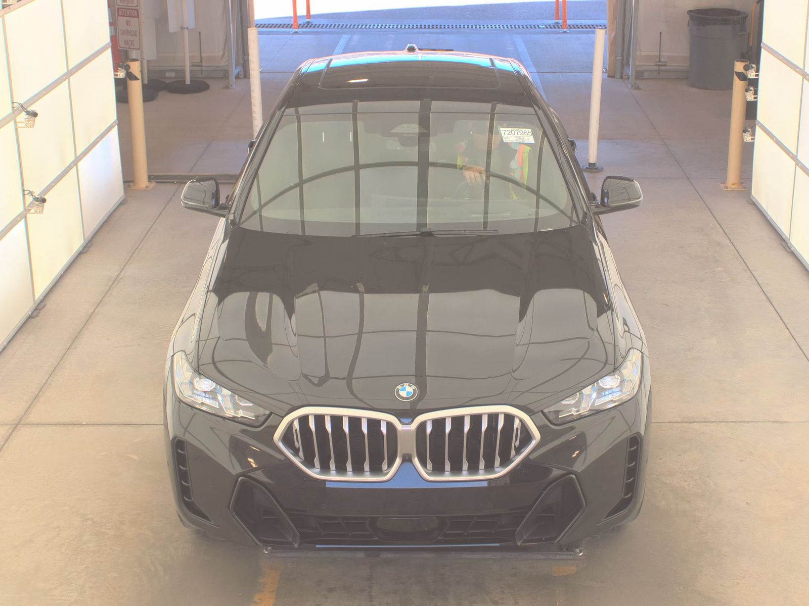 2025 BMW X6 xDrive40i AWD