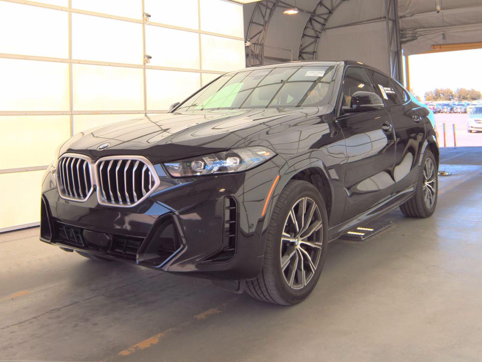 2025 BMW X6 xDrive40i AWD