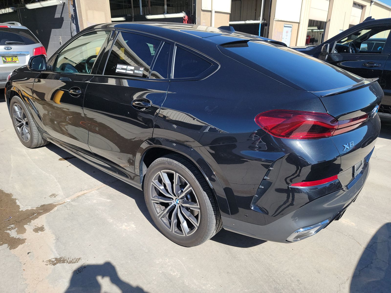 2025 BMW X6 xDrive40i AWD