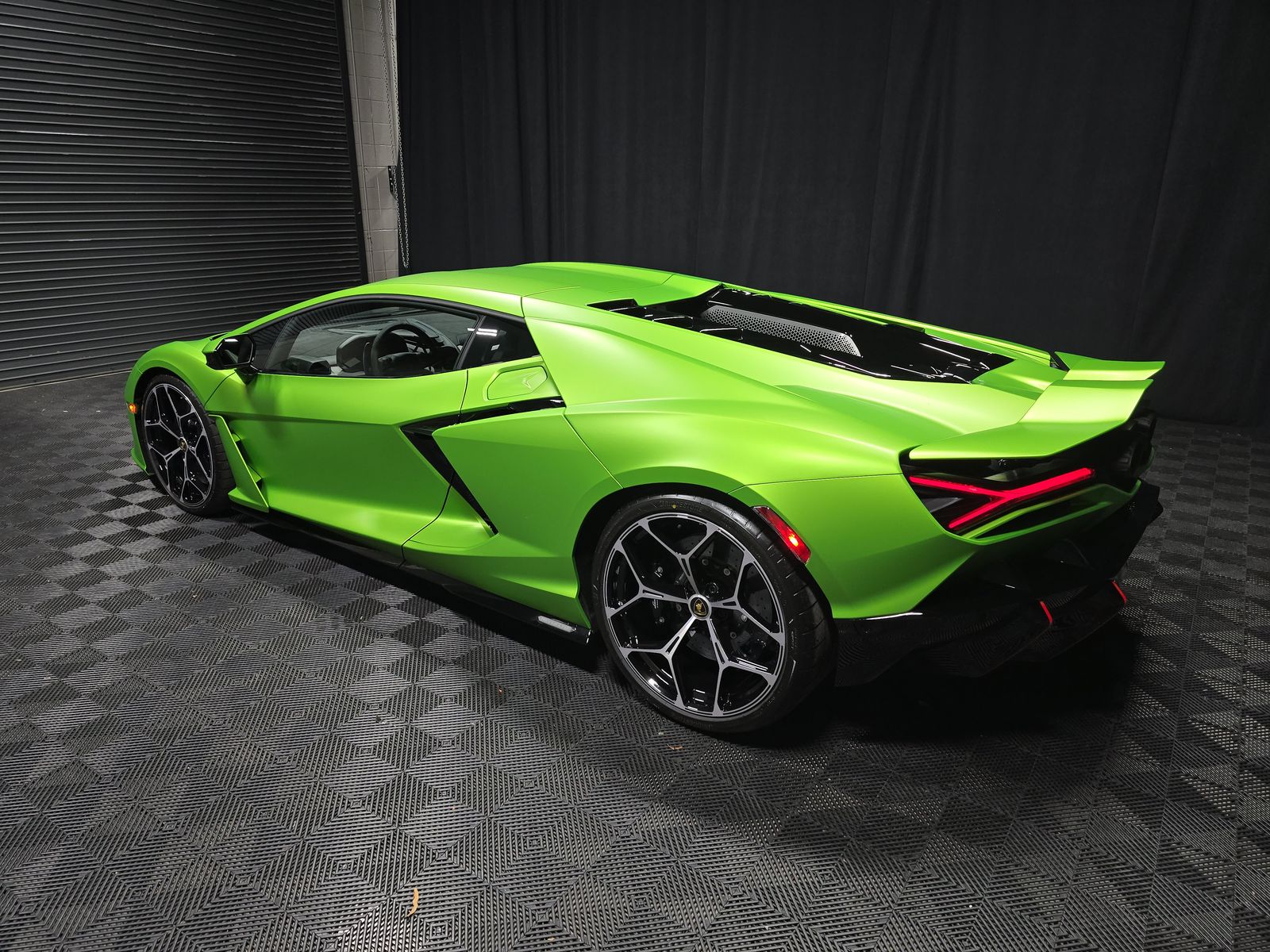 2024 Lamborghini Revuelto Base AWD