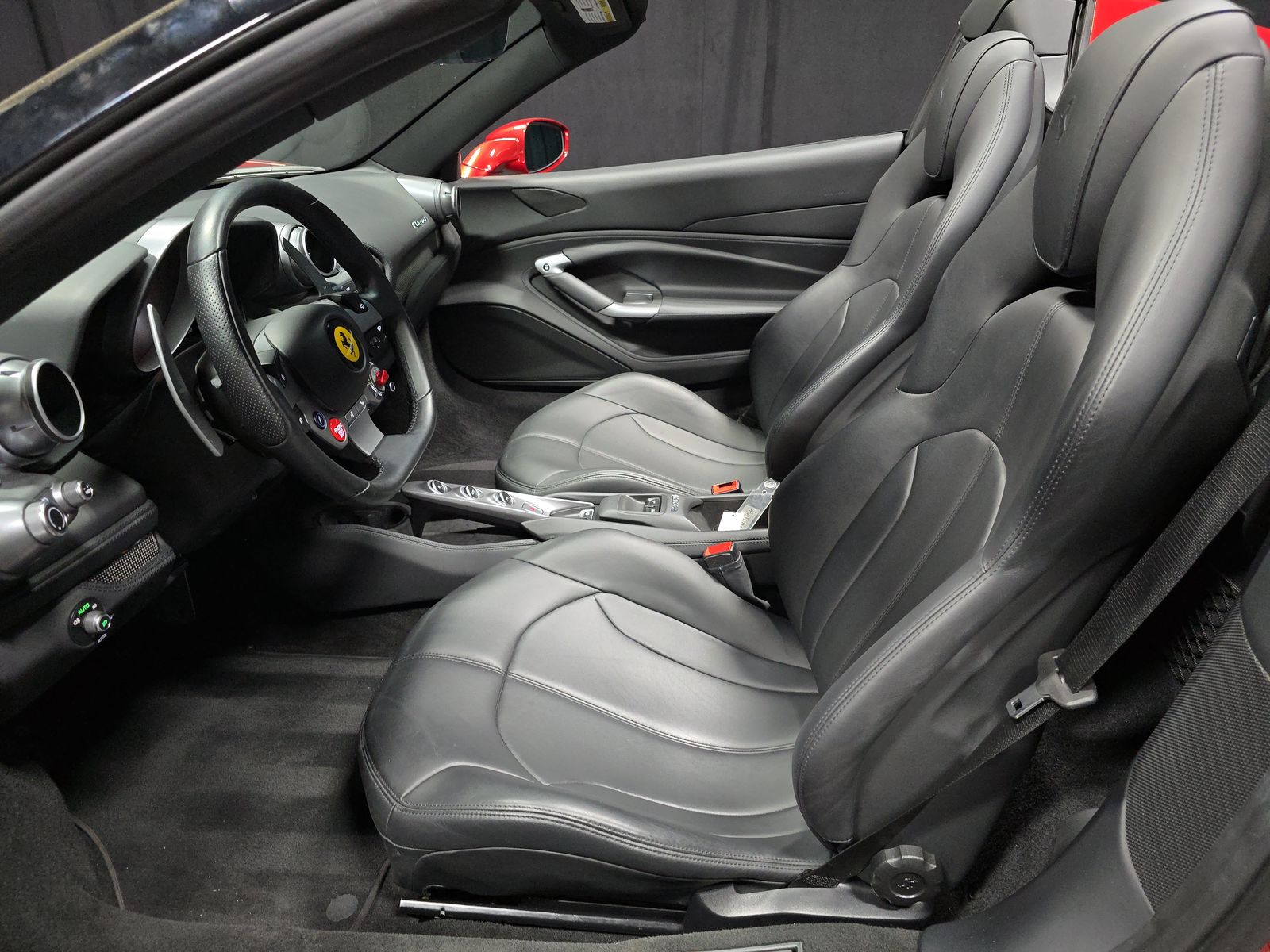 2022 Ferrari F8 Base RWD