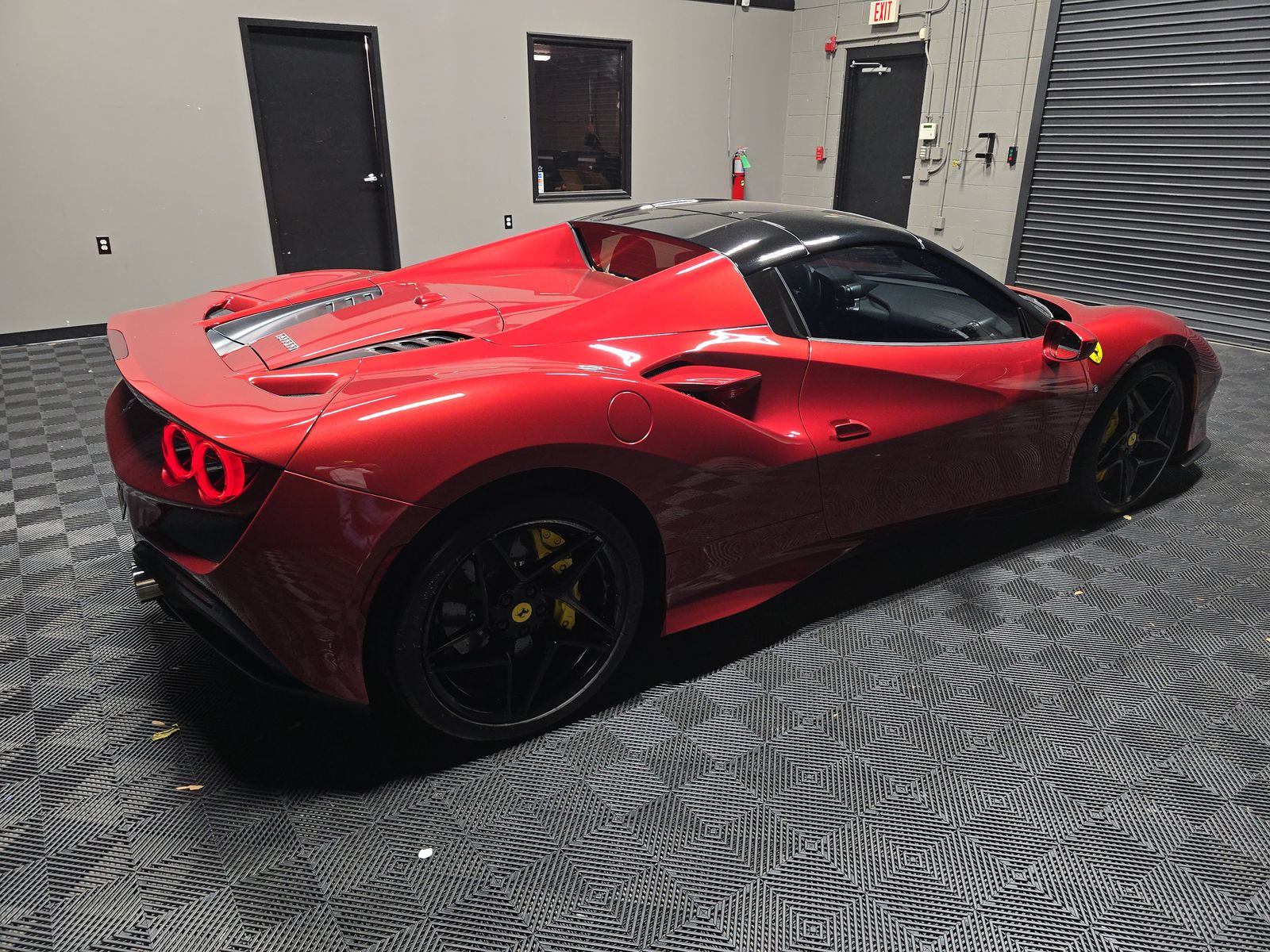 2022 Ferrari F8 Base RWD