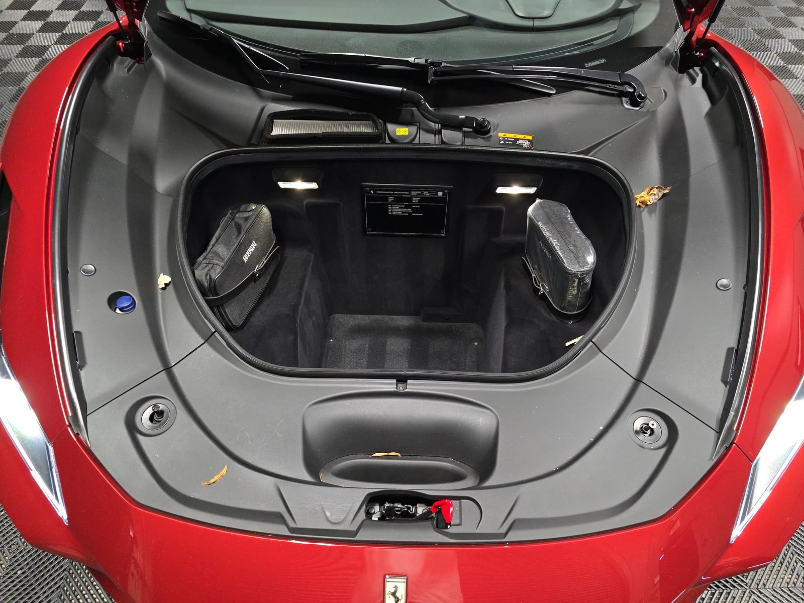 2022 Ferrari F8 Base RWD