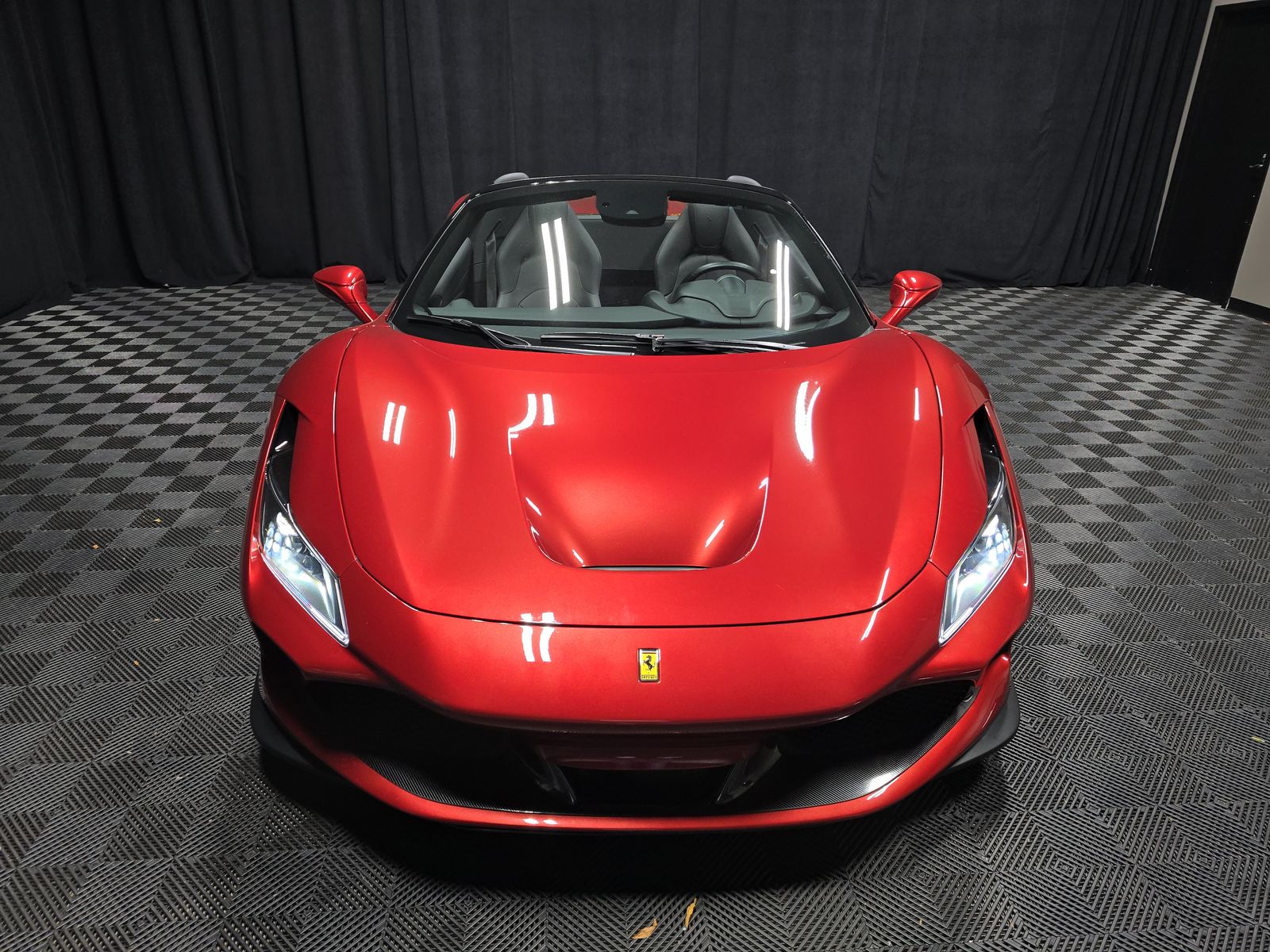 2022 Ferrari F8 Base RWD