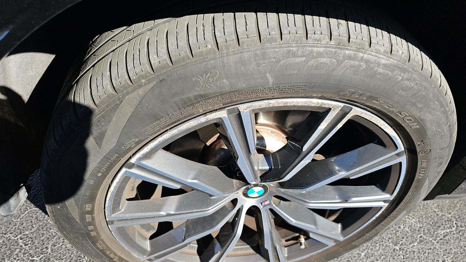 2024 BMW X6 xDrive40i AWD