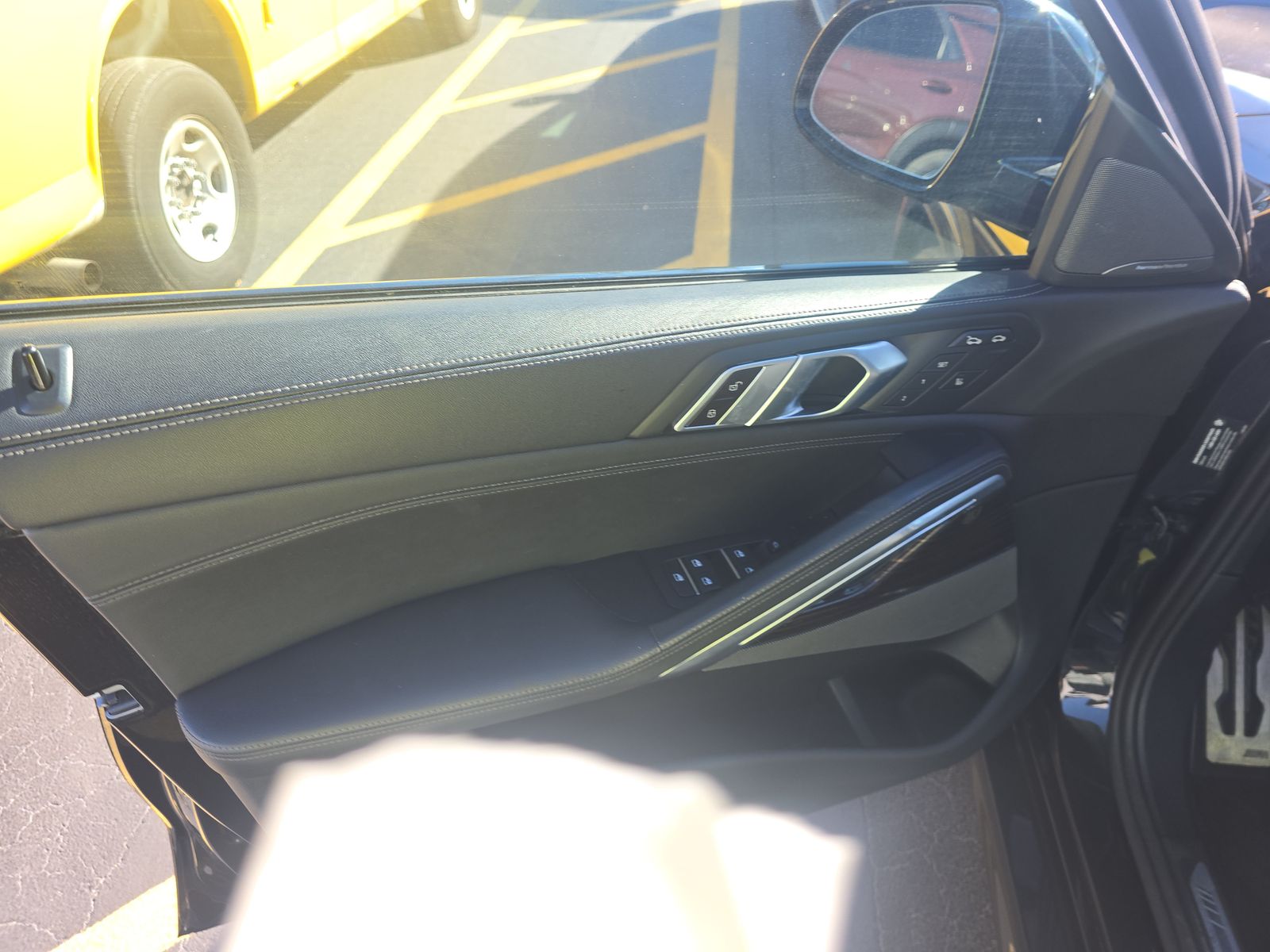 2024 BMW X6 xDrive40i AWD