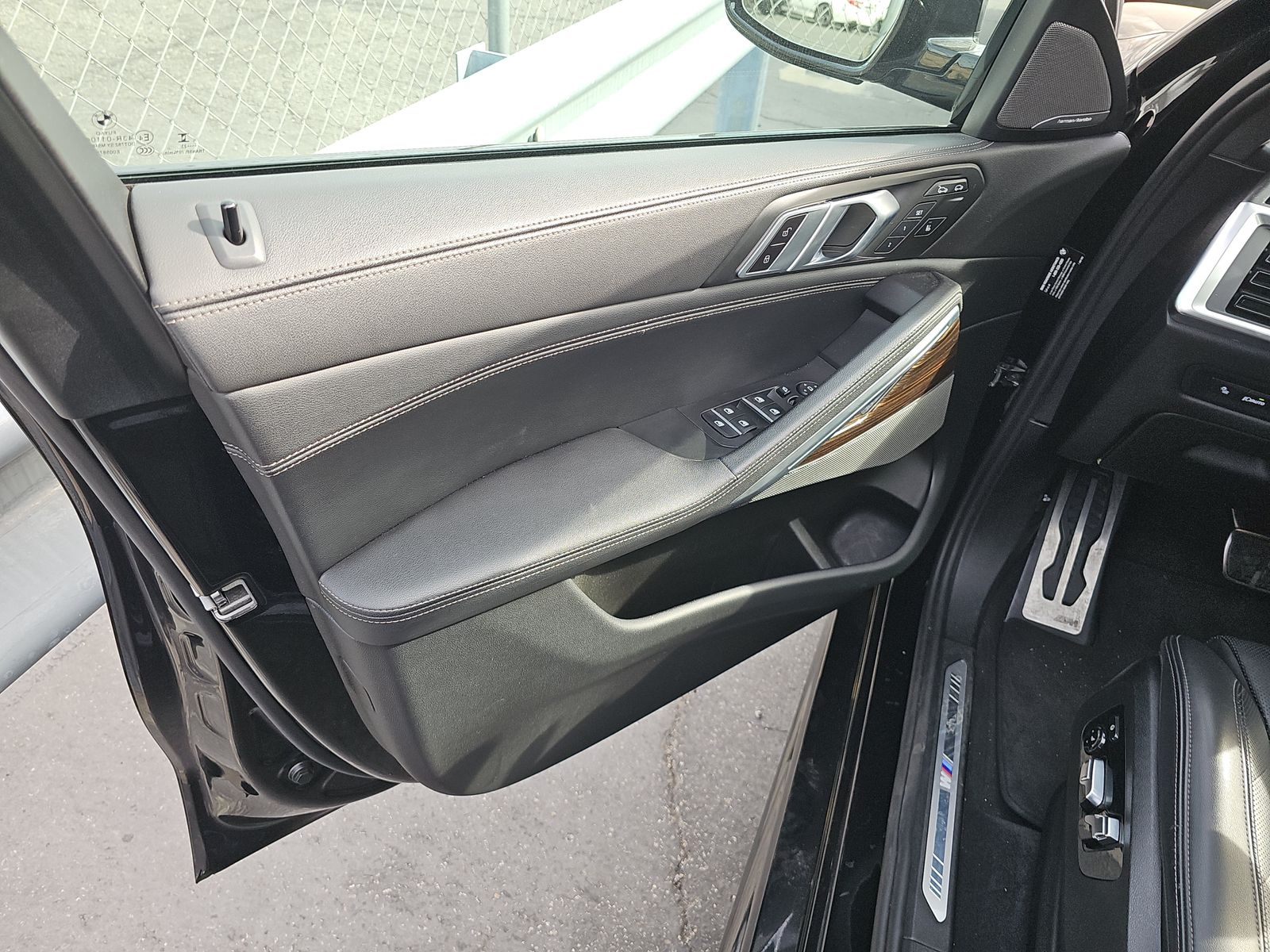 2024 BMW X6 xDrive40i AWD