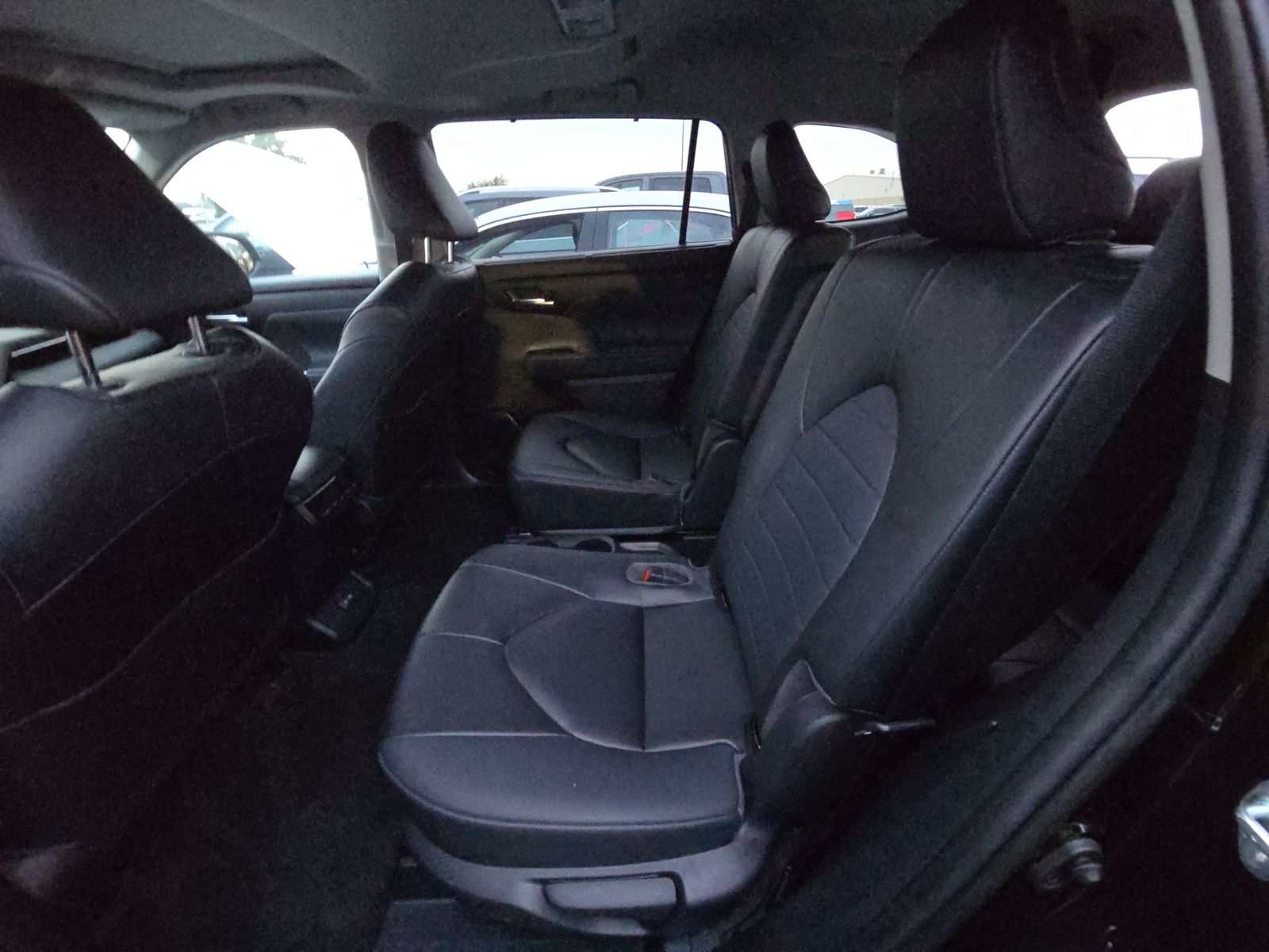 2023 Toyota Highlander XLE FWD