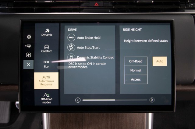 2024 Land Rover Range Rover SE AWD