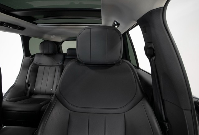 2024 Land Rover Range Rover SE AWD