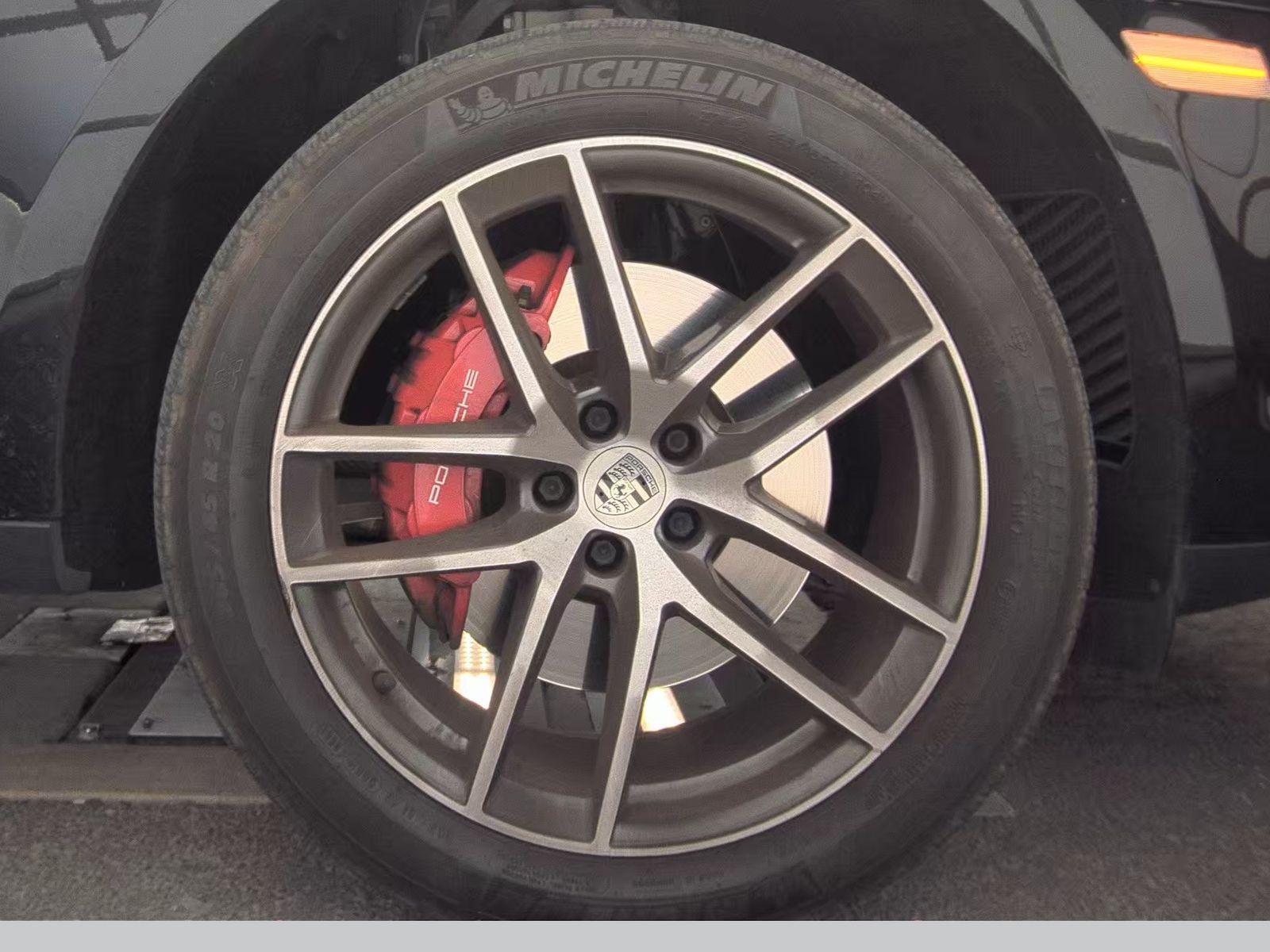 2022 Porsche Macan S AWD