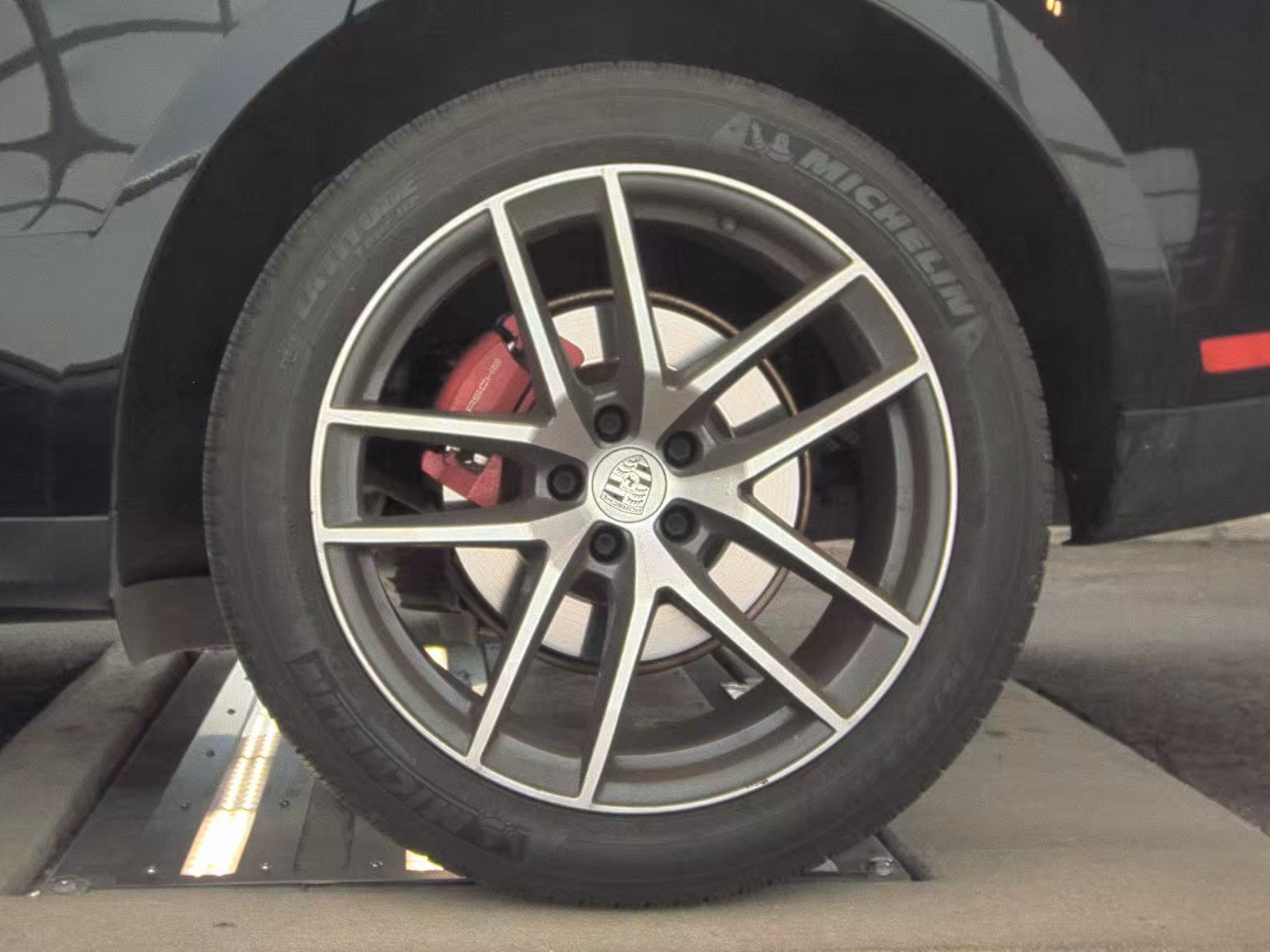 2022 Porsche Macan S AWD