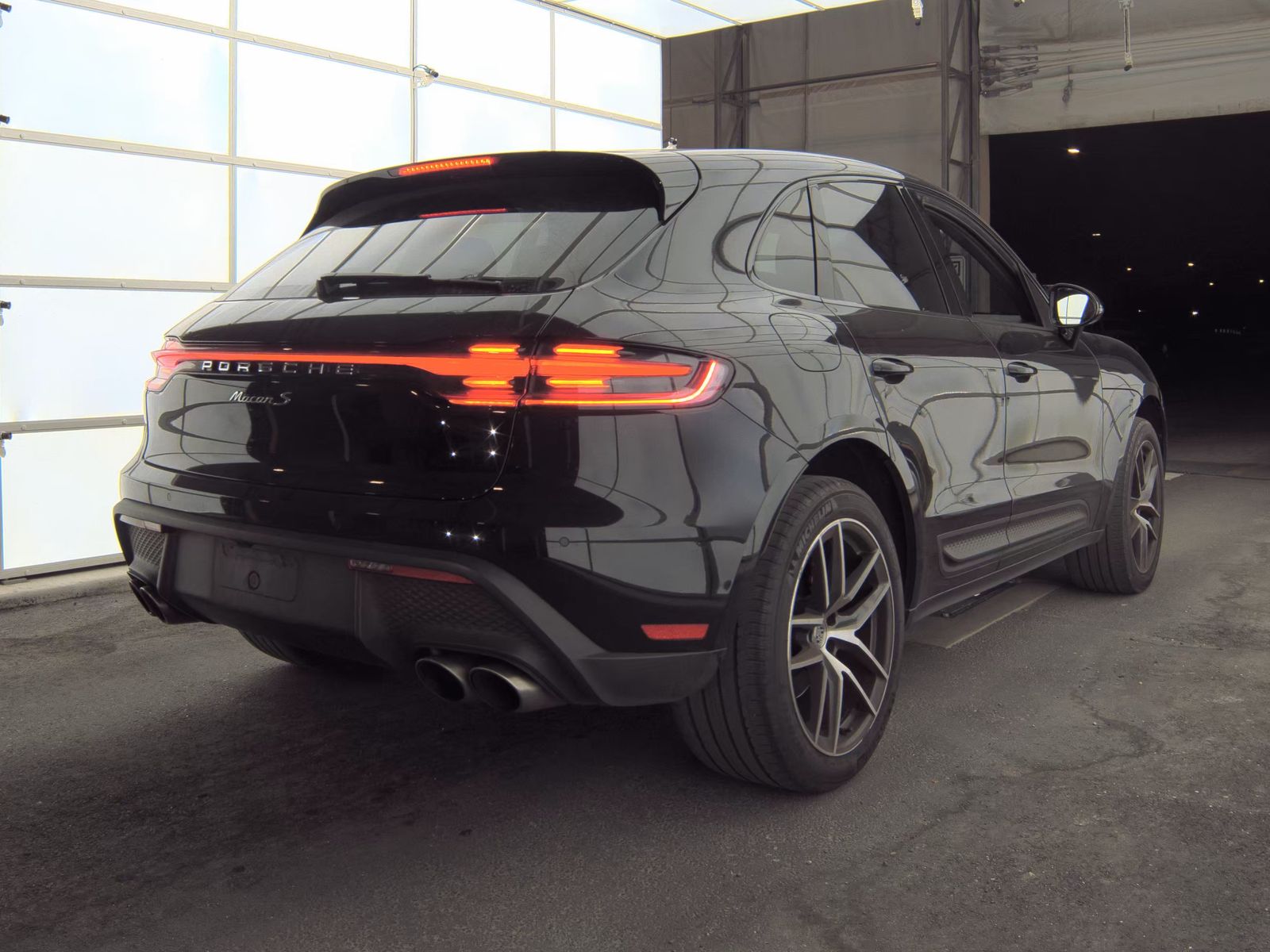 2022 Porsche Macan S AWD