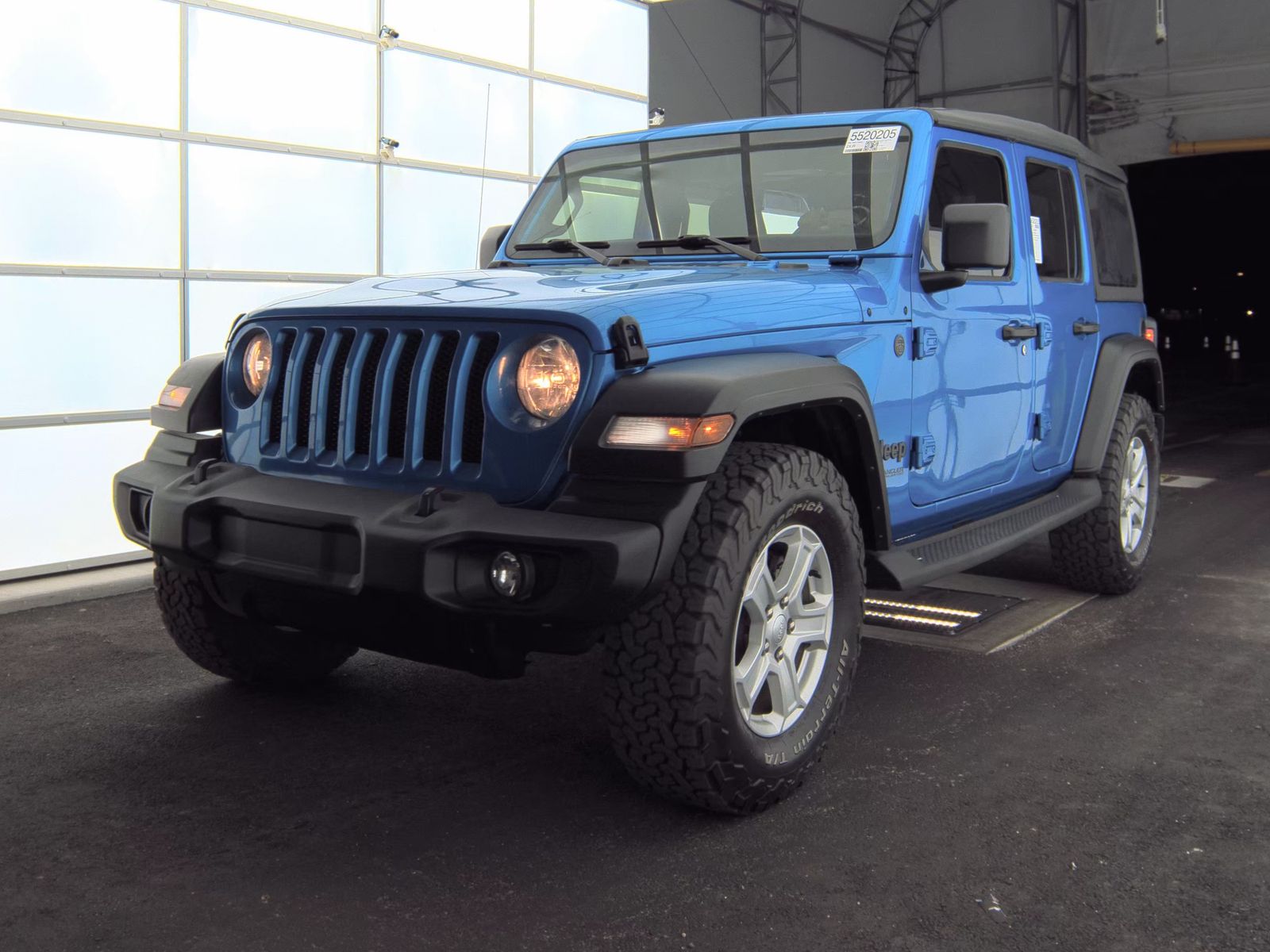 2022 Jeep Wrangler Unlimited Sport AWD
