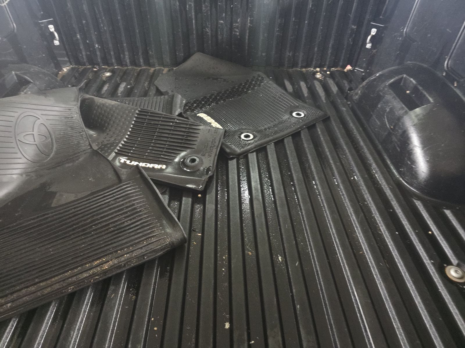 2023 Toyota Tundra SR5 AWD