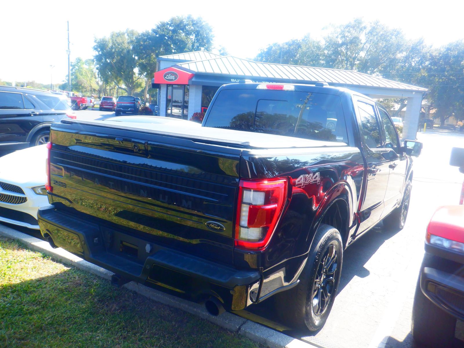 2023 Ford F-150 Hybrid Platinum AWD