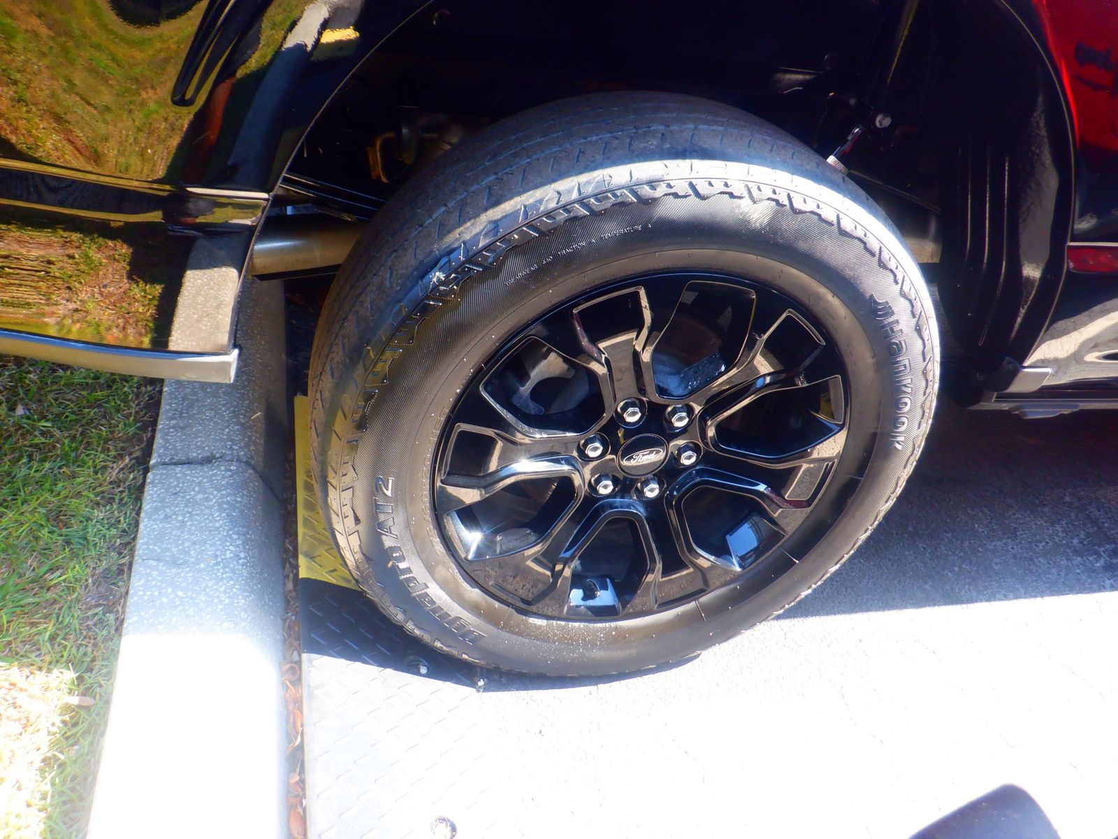 2023 Ford F-150 Hybrid Platinum AWD