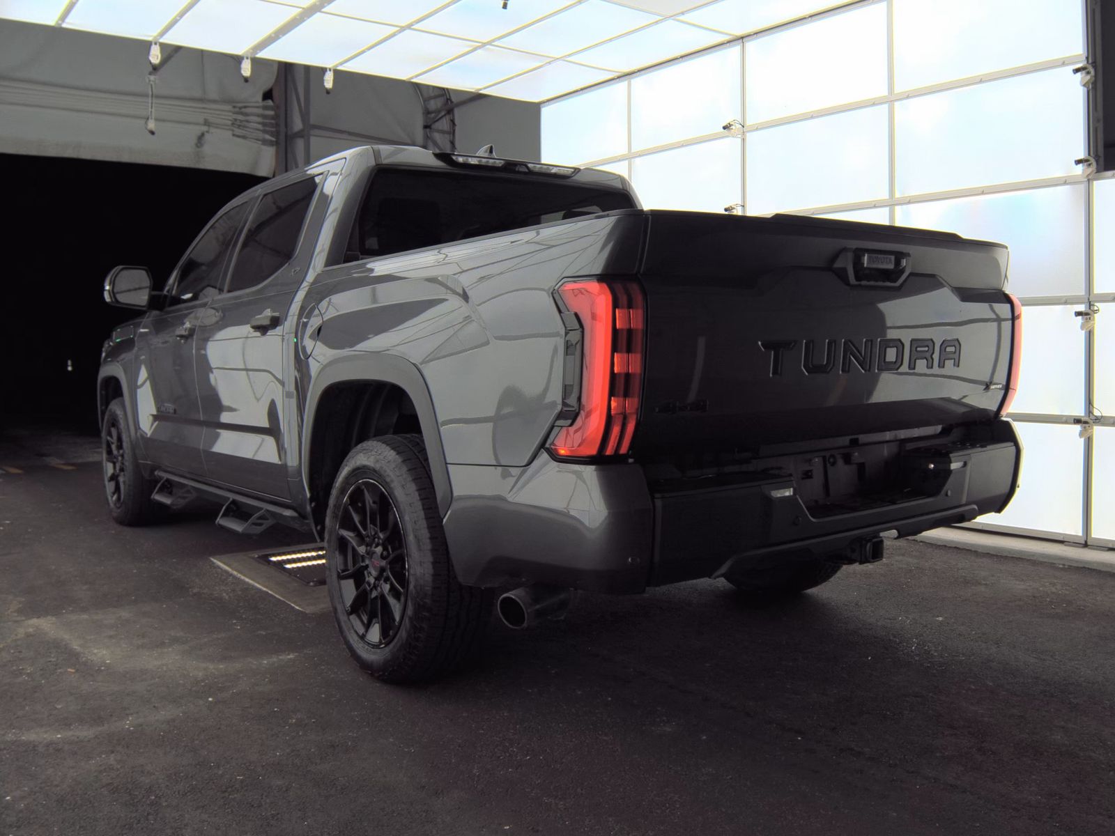 2023 Toyota Tundra SR5 AWD