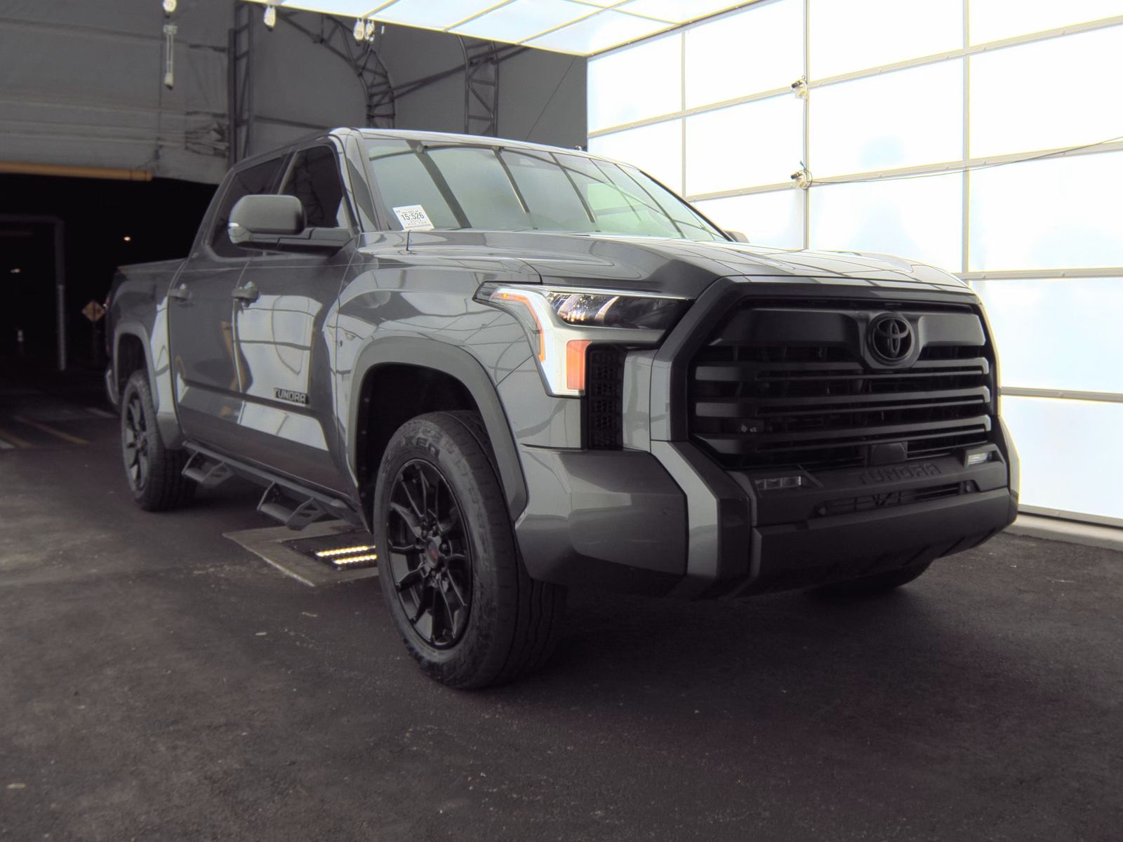 2023 Toyota Tundra SR5 AWD