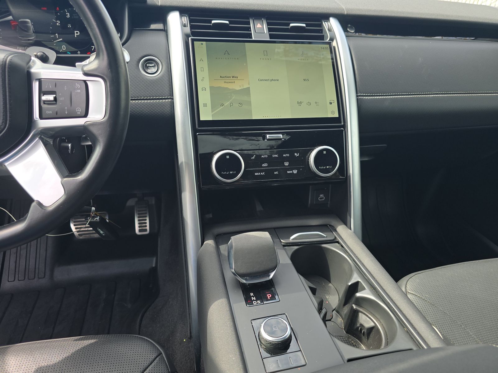 2023 Land Rover Discovery Metropolitan Edition AWD