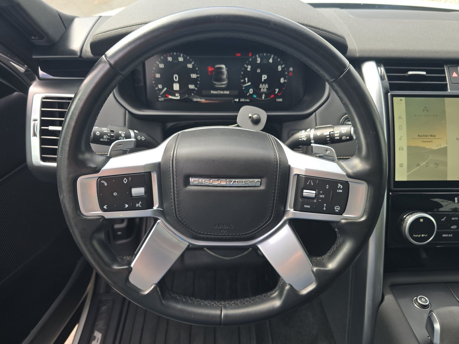 2023 Land Rover Discovery Metropolitan Edition AWD