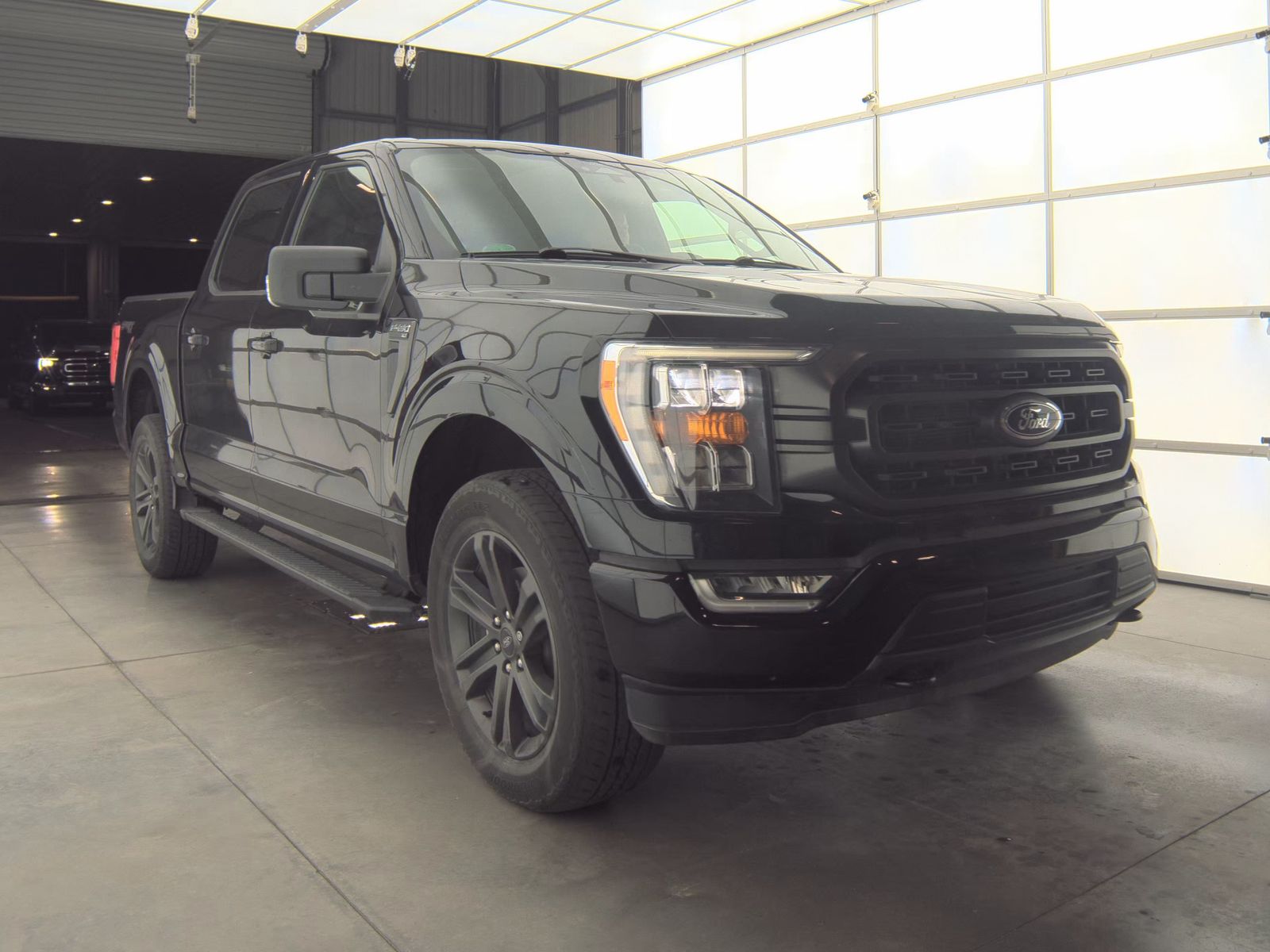 2022 Ford F-150 XLT AWD