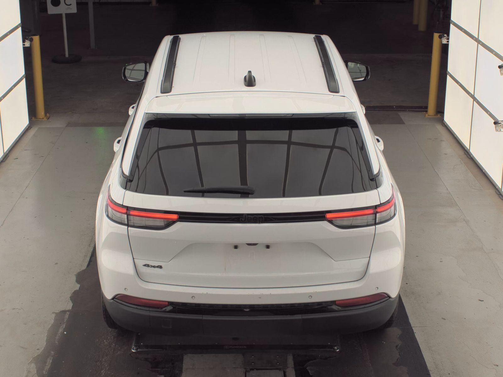 2024 Jeep Grand Cherokee Altitude AWD