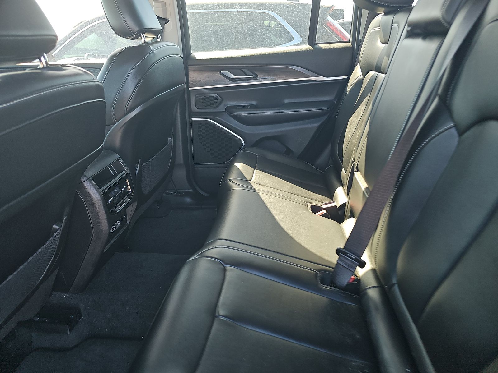 2022 Jeep Grand Cherokee Limited AWD