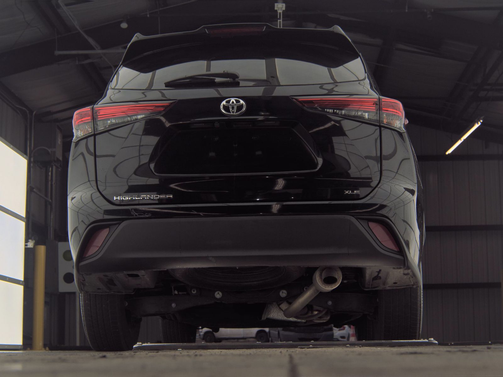 2023 Toyota Highlander XLE FWD