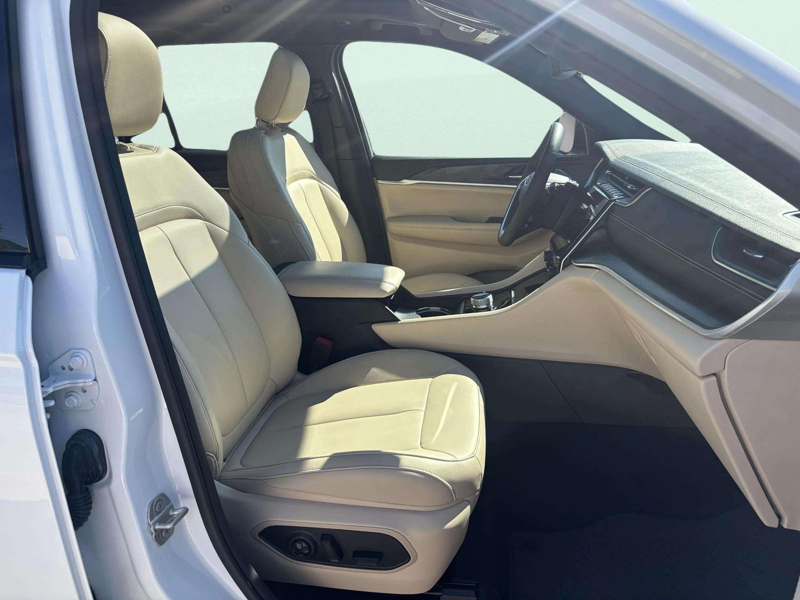 2023 Jeep Grand Cherokee Limited AWD