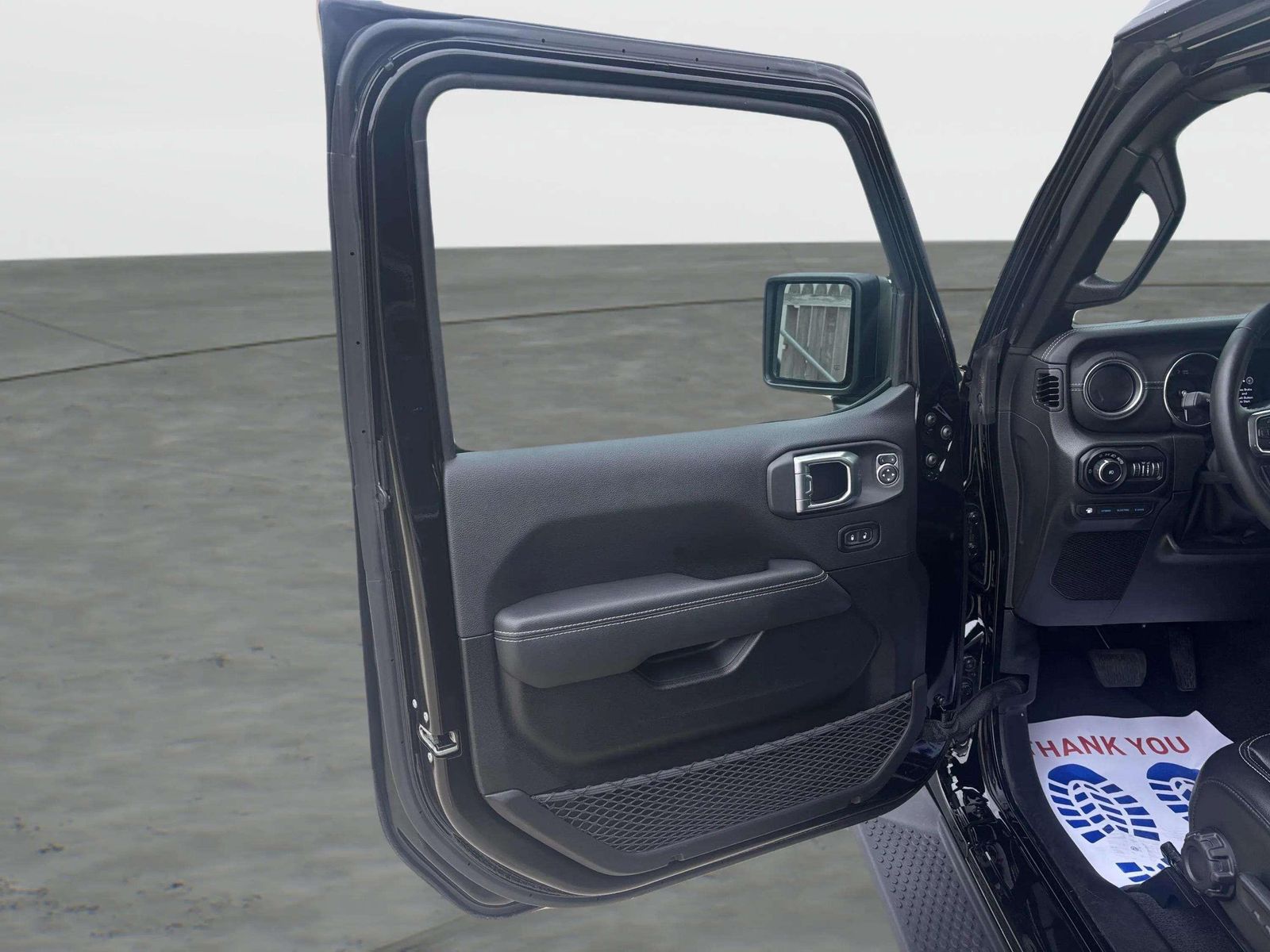 2022 Jeep Wrangler Unlimited 4xe Sahara AWD