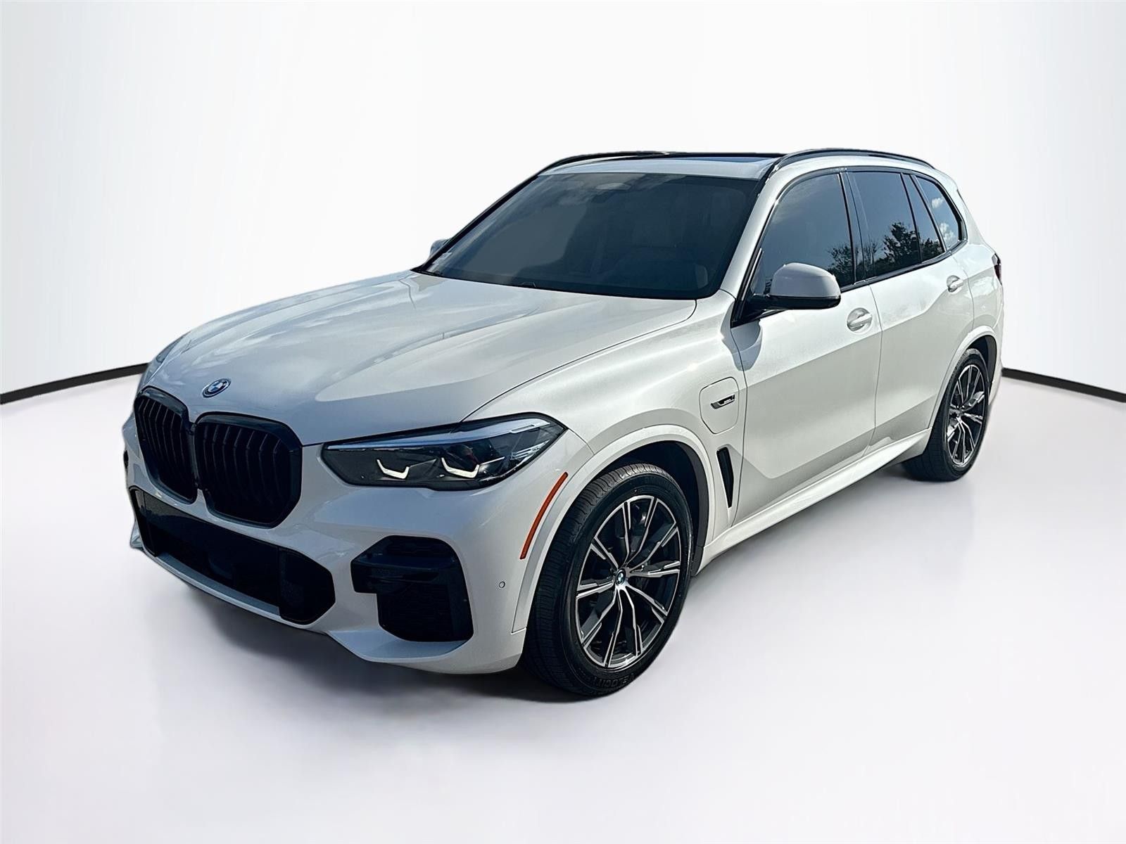 2022 BMW X5 xDrive45e AWD