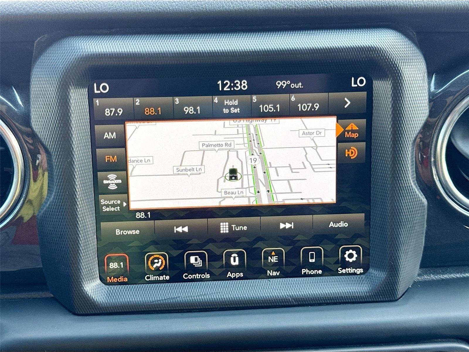 2022 Jeep Wrangler Unlimited Sahara Altitude Edition AWD