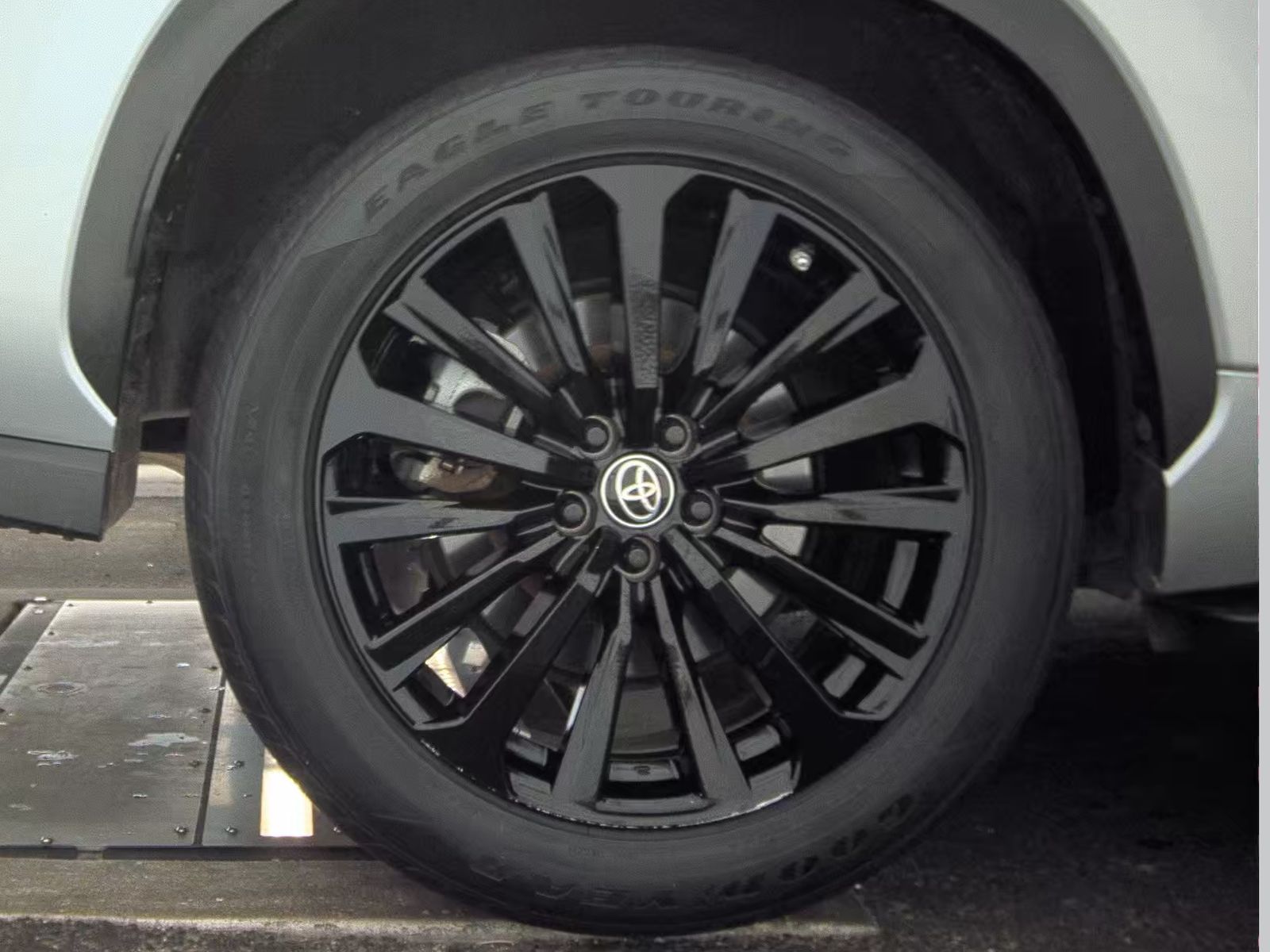 2023 Toyota Highlander XSE FWD