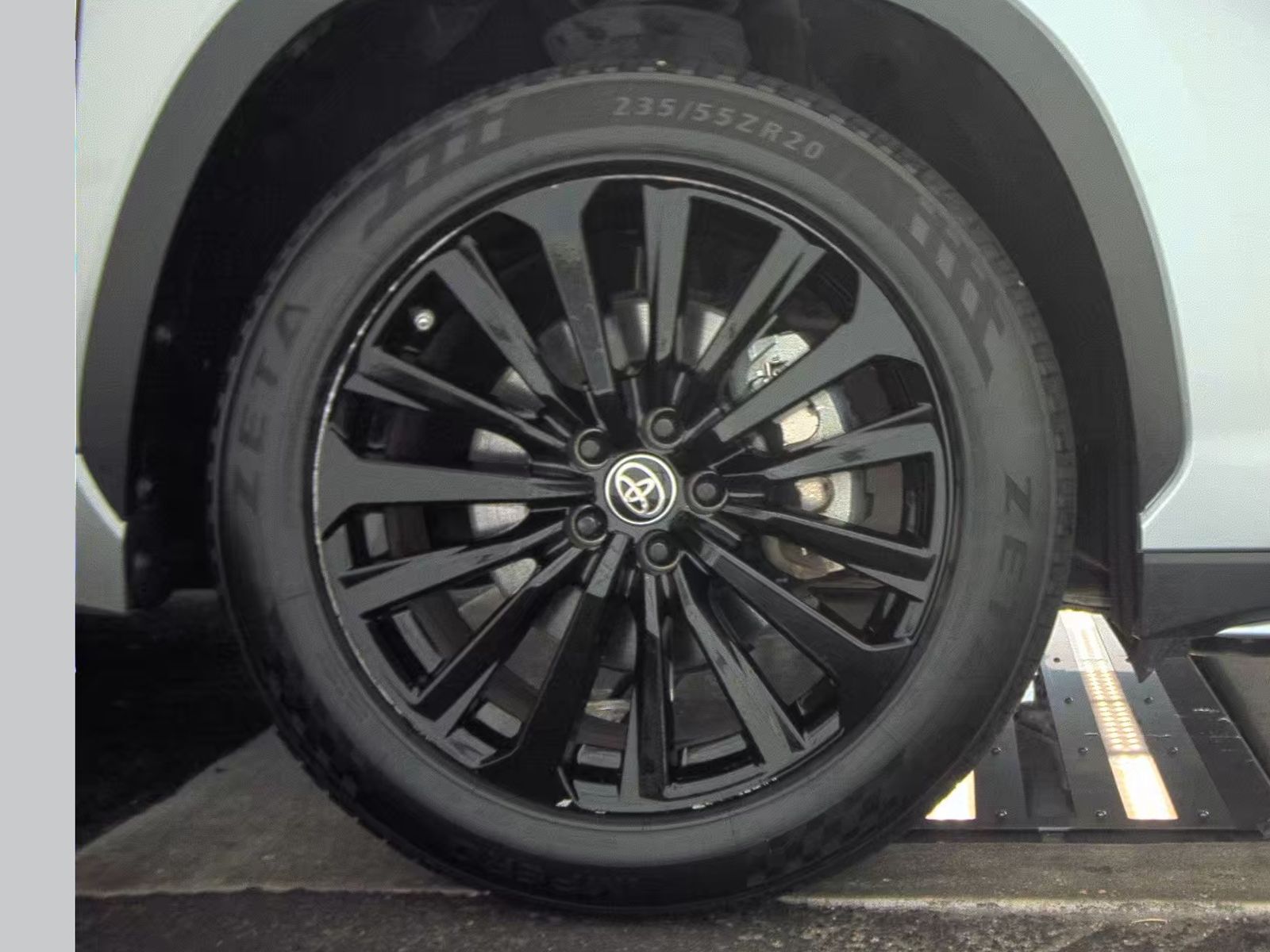 2023 Toyota Highlander XSE FWD