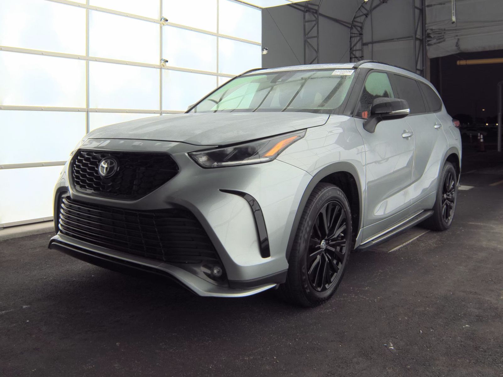 2023 Toyota Highlander XSE FWD