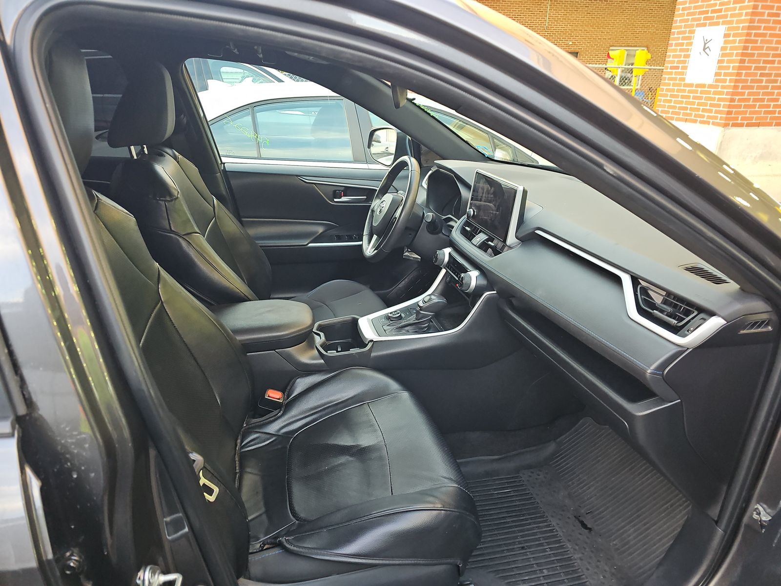 2023 Toyota RAV4 Hybrid SE AWD