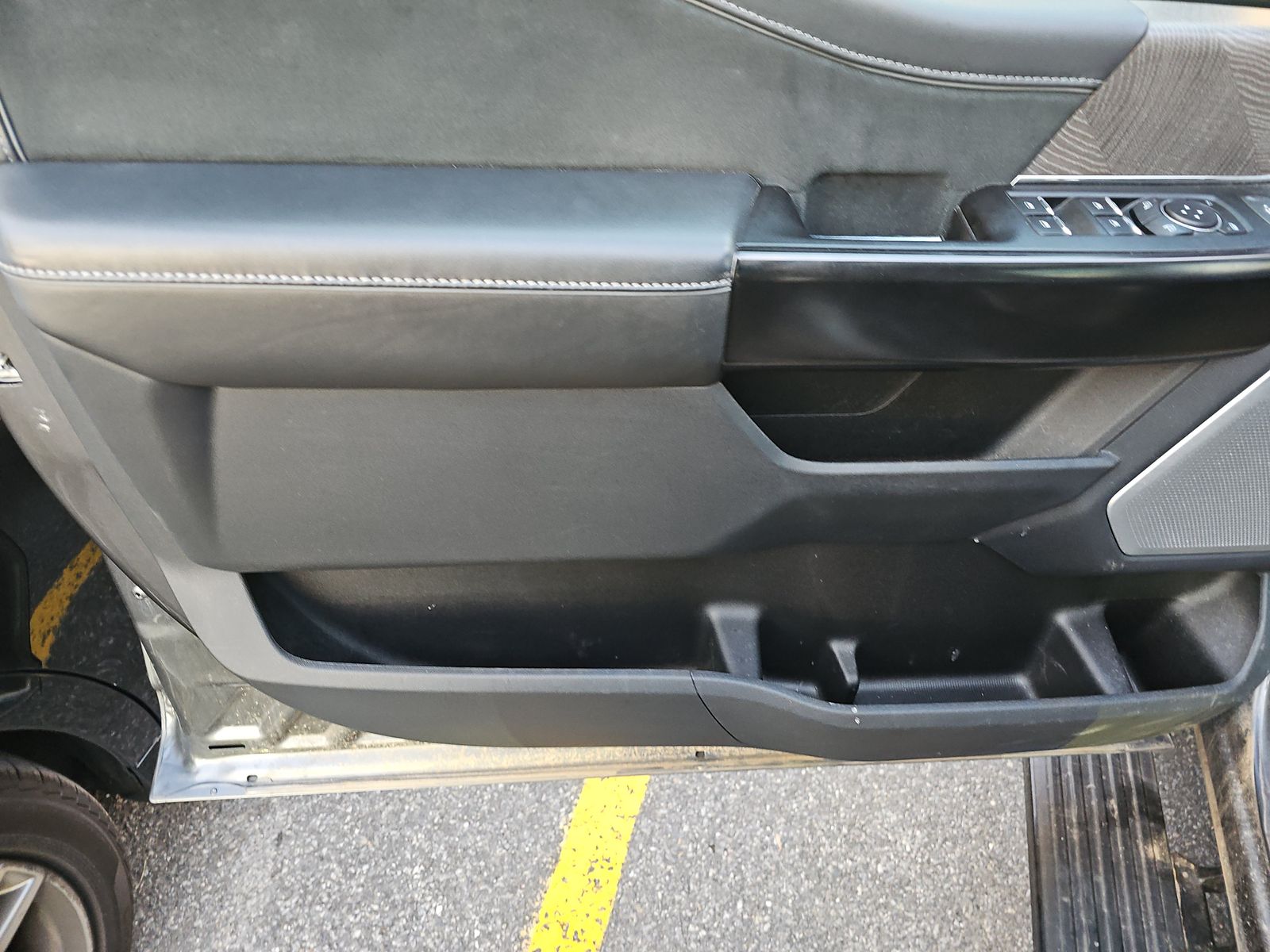 2022 Ford F-150 Hybrid Platinum AWD