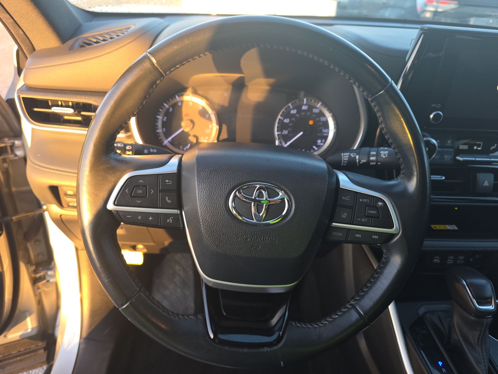 2023 Toyota Highlander XSE FWD