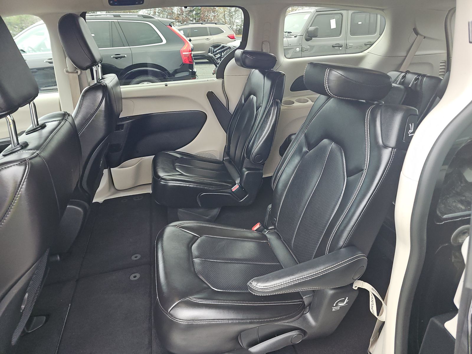 2023 Chrysler Pacifica Touring L FWD