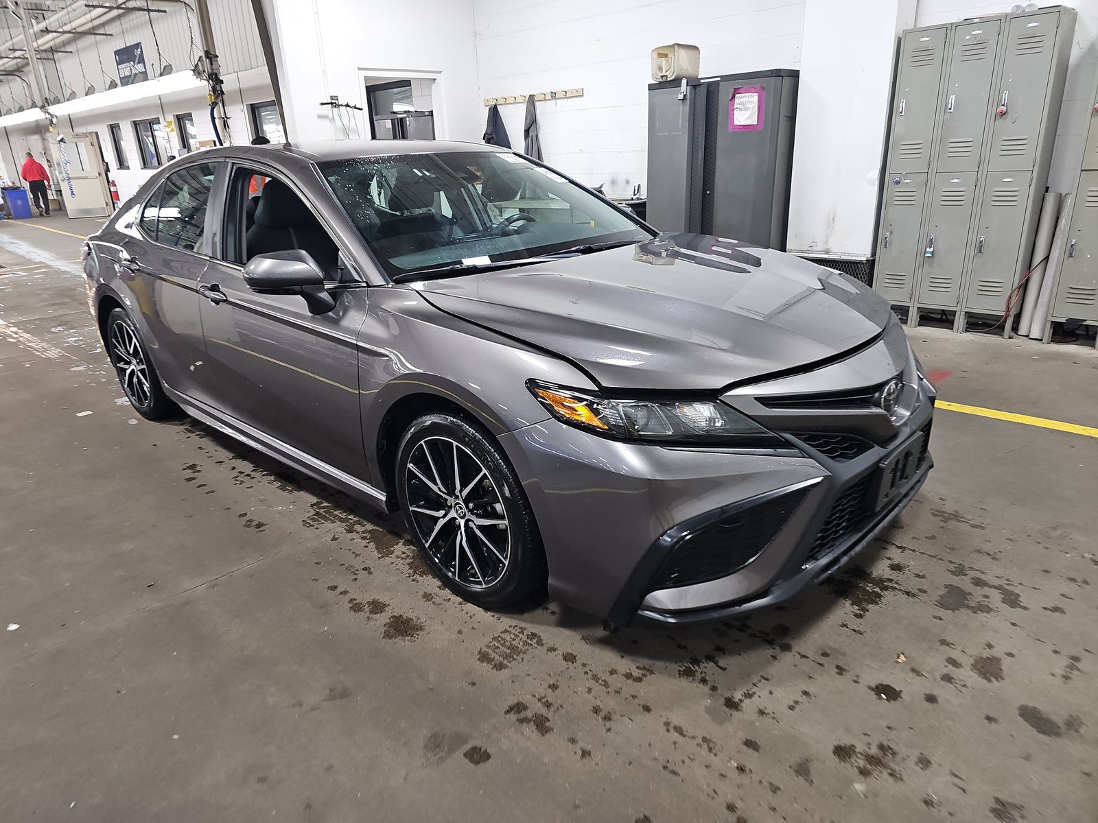 2024 Toyota Camry SE FWD