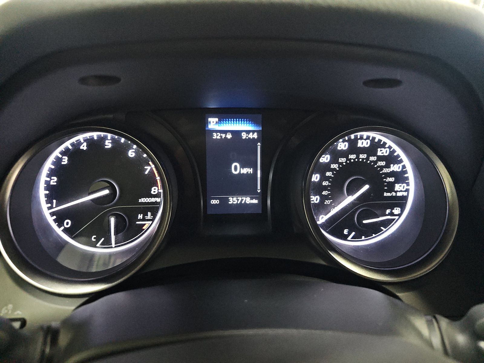 2024 Toyota Camry SE FWD