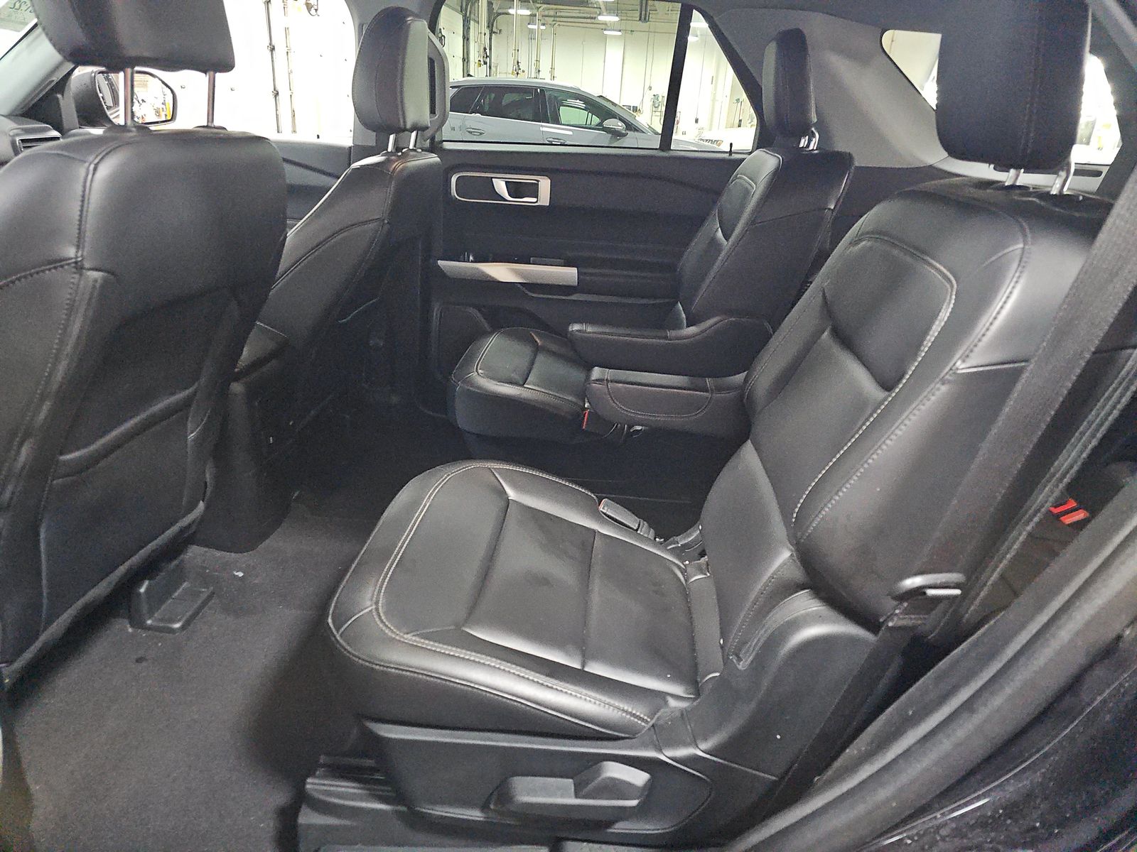 2023 Ford Explorer XLT AWD