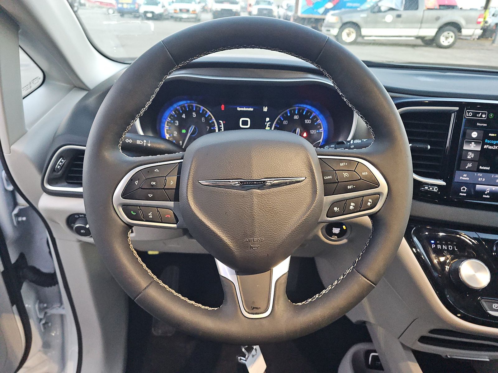 2024 Chrysler Pacifica Touring L FWD