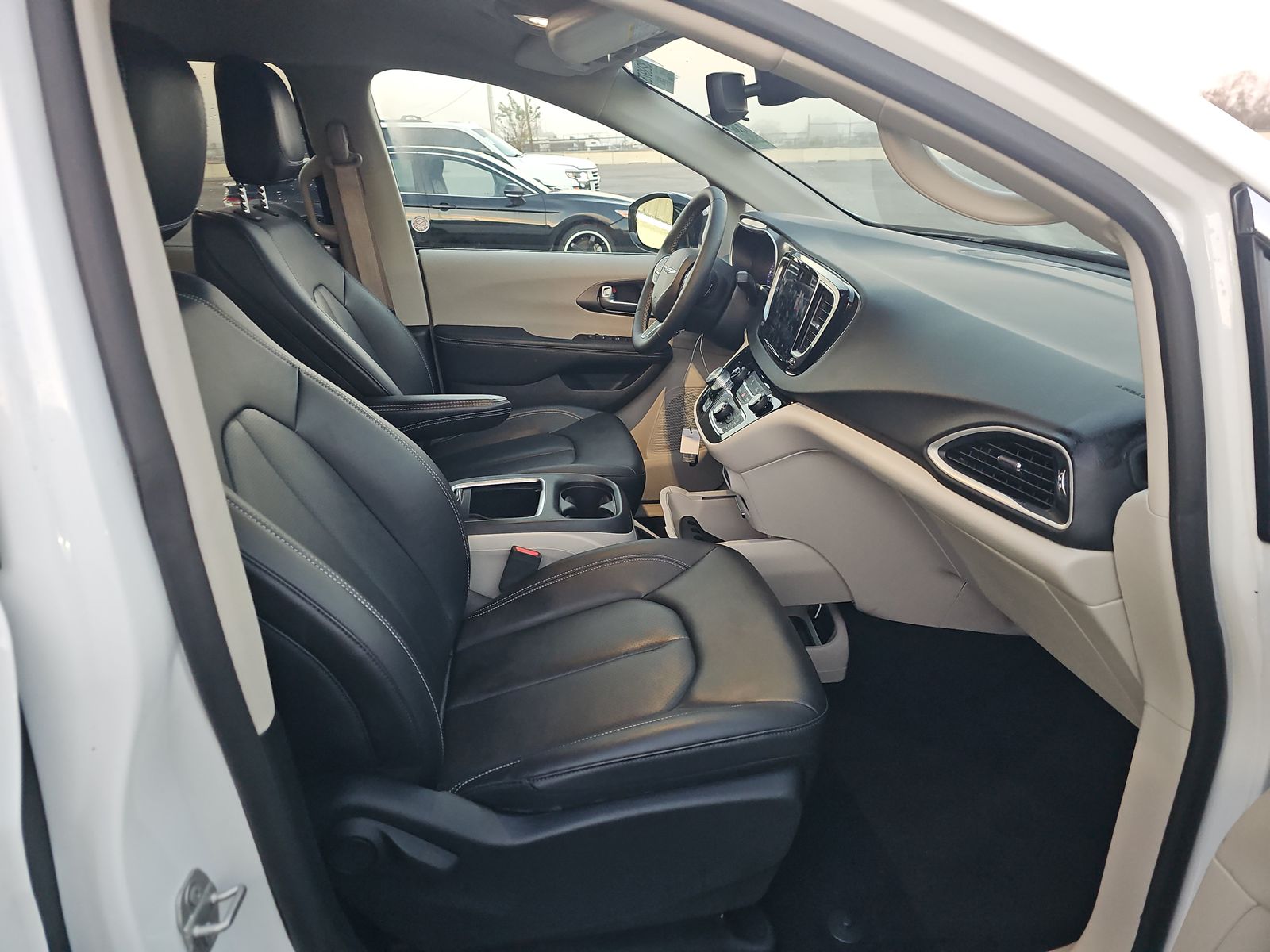 2024 Chrysler Pacifica Touring L FWD