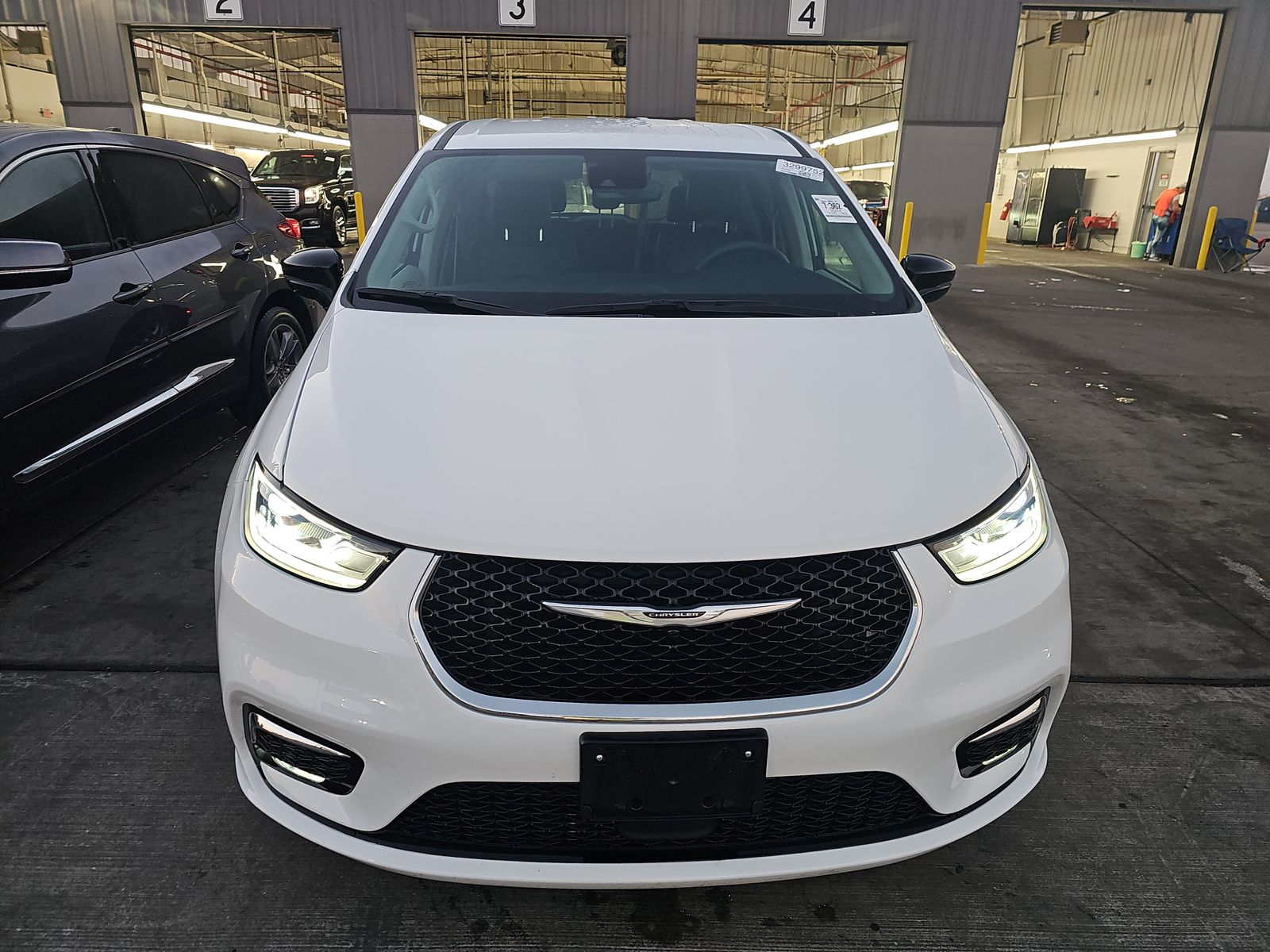 2024 Chrysler Pacifica Touring L FWD